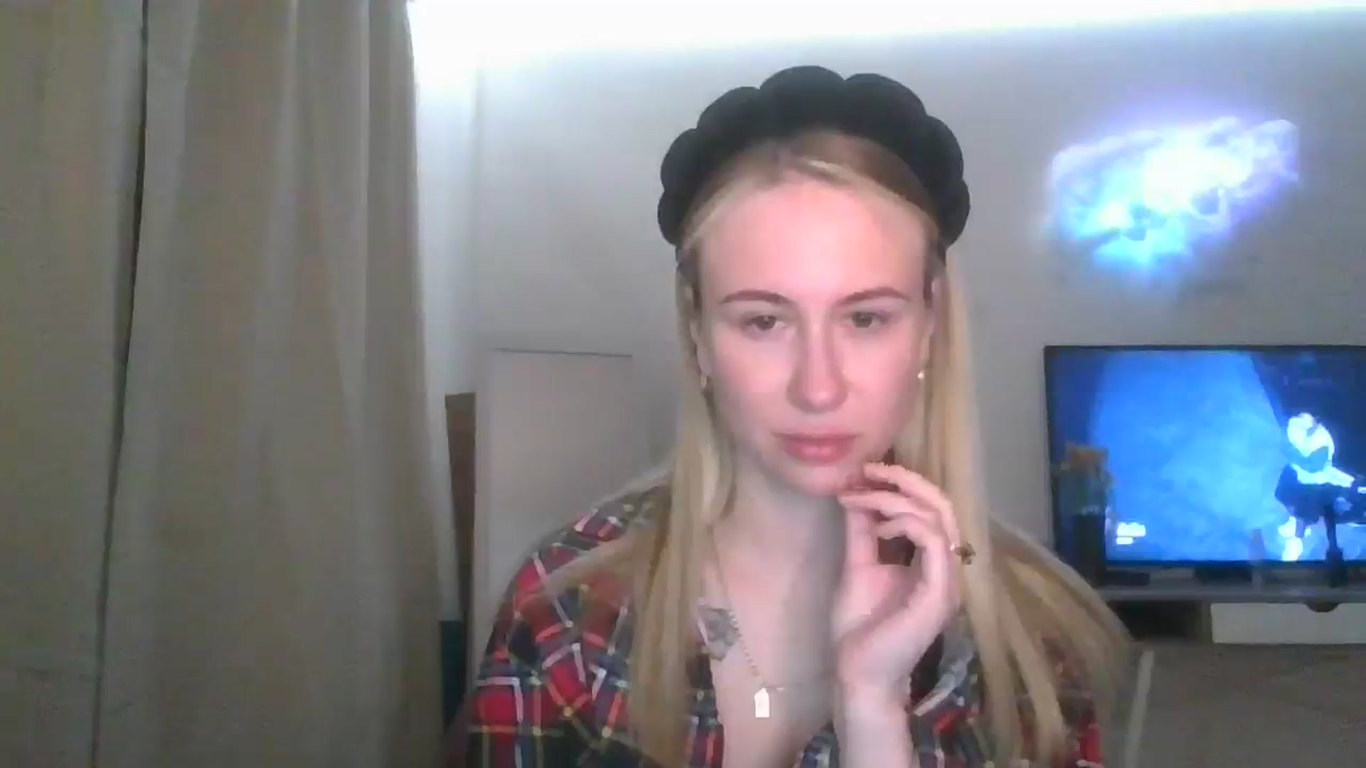 Gallery image thumbnail from Marmelade's myfreecams stream on, 03/08/2026, 23:16 image 4 of 20