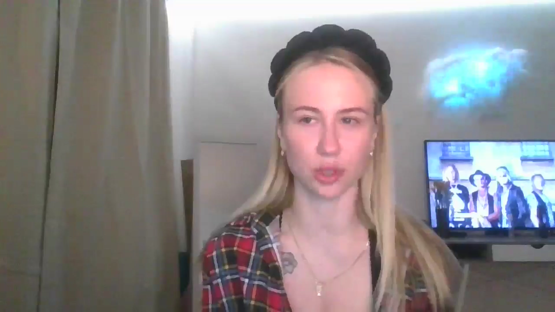 Gallery image thumbnail from Marmelade's myfreecams stream on, 03/08/2026, 23:16 image 12 of 20