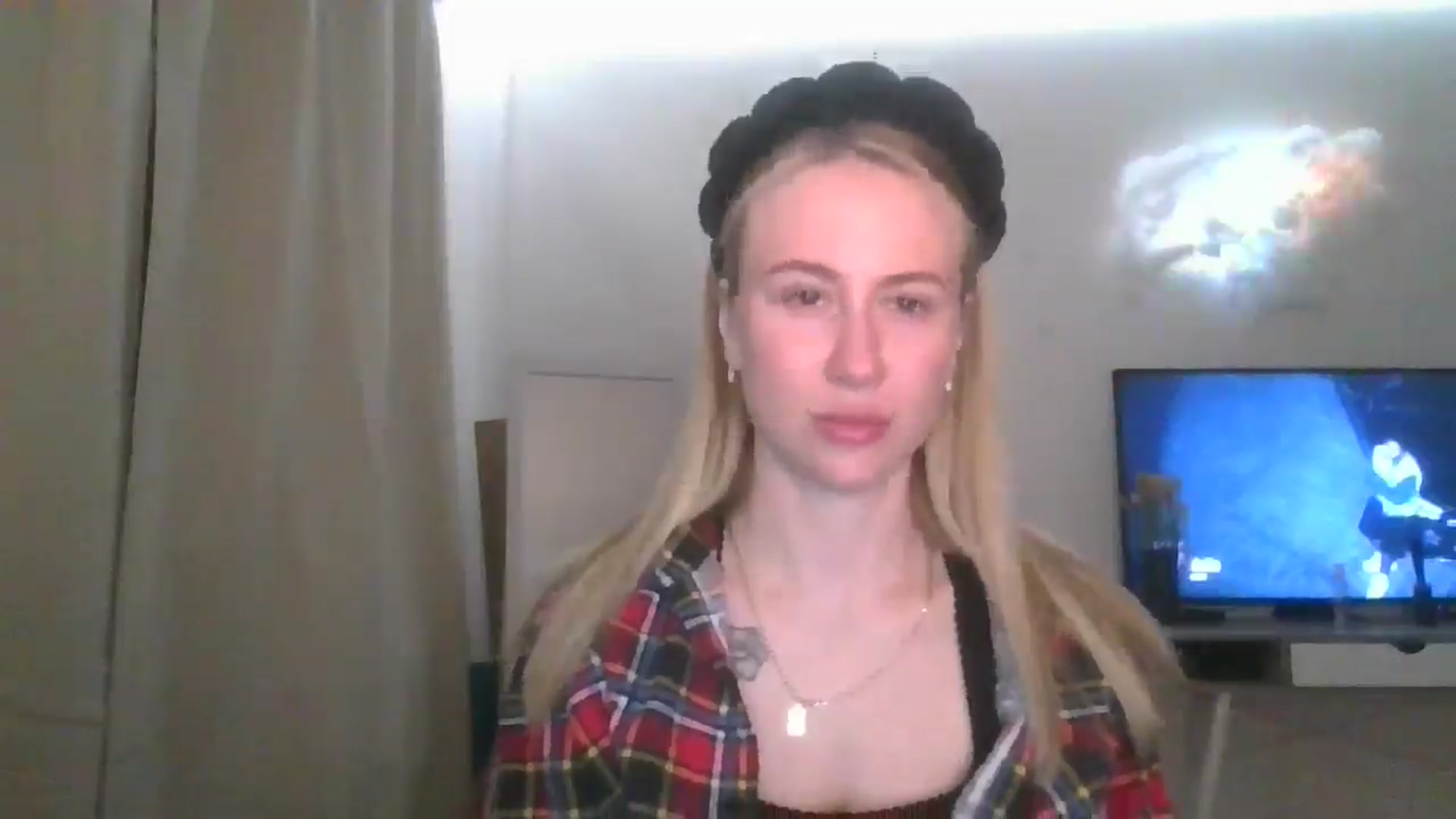 Gallery image thumbnail from Marmelade's myfreecams stream on, 03/08/2026, 23:16 image 3 of 20