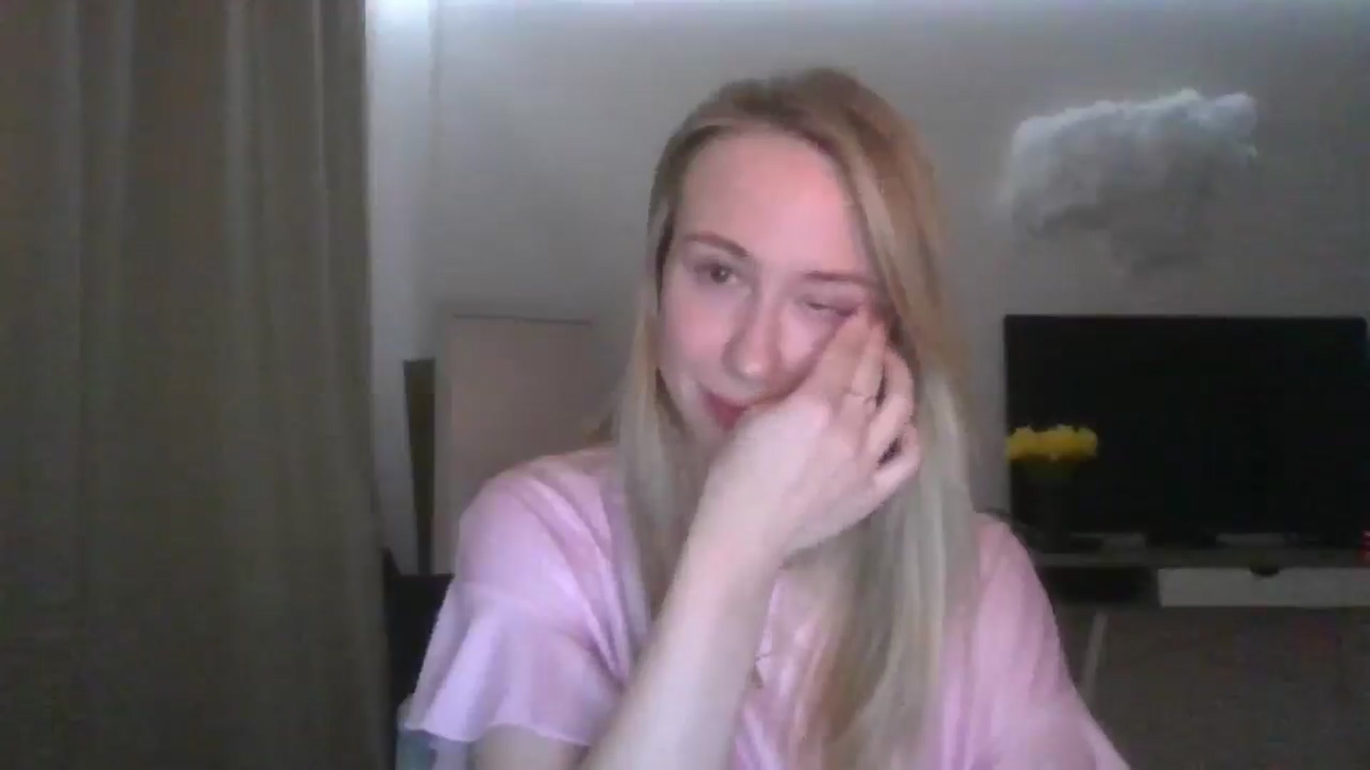 Gallery image thumbnail from Marmelade's myfreecams stream on, 03/11/2026, 23:18 image 5 of 20