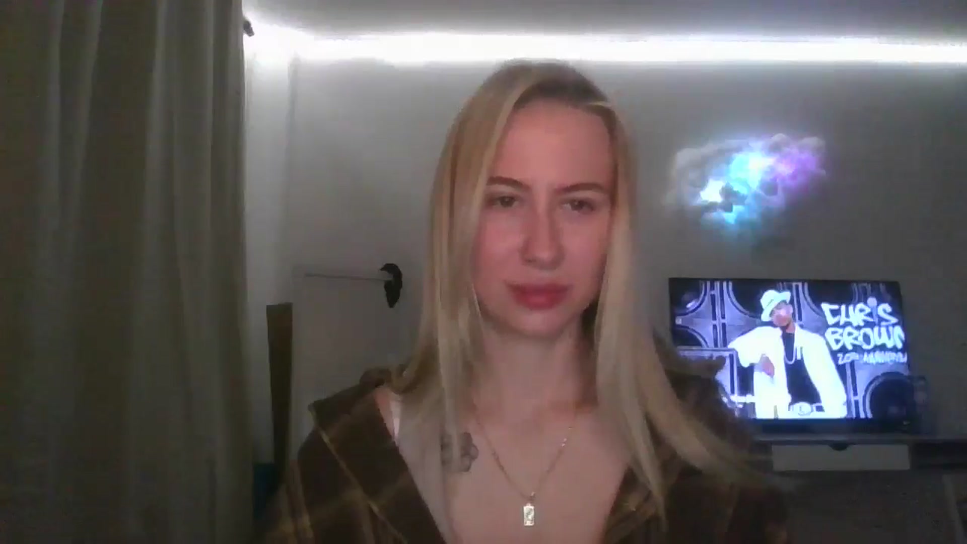 Gallery image thumbnail from Marmelade's myfreecams stream on, 03/16/2026, 24:00 image 3 of 20