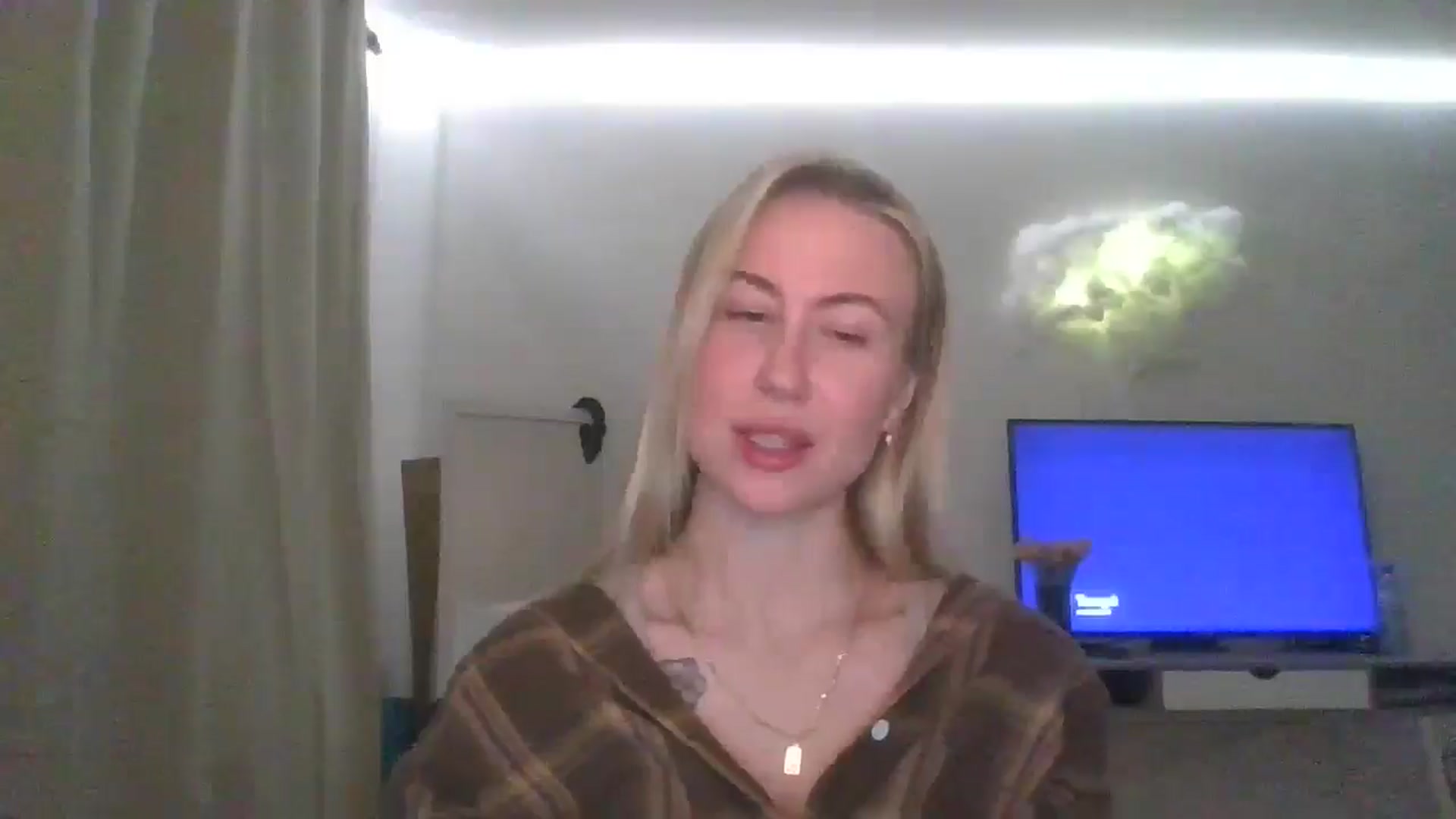 Gallery image thumbnail from Marmelade's myfreecams stream on, 03/16/2026, 24:00 image 19 of 20