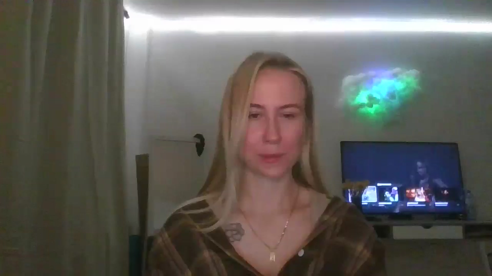 Gallery image thumbnail from Marmelade's myfreecams stream on, 03/16/2026, 24:00 image 12 of 20