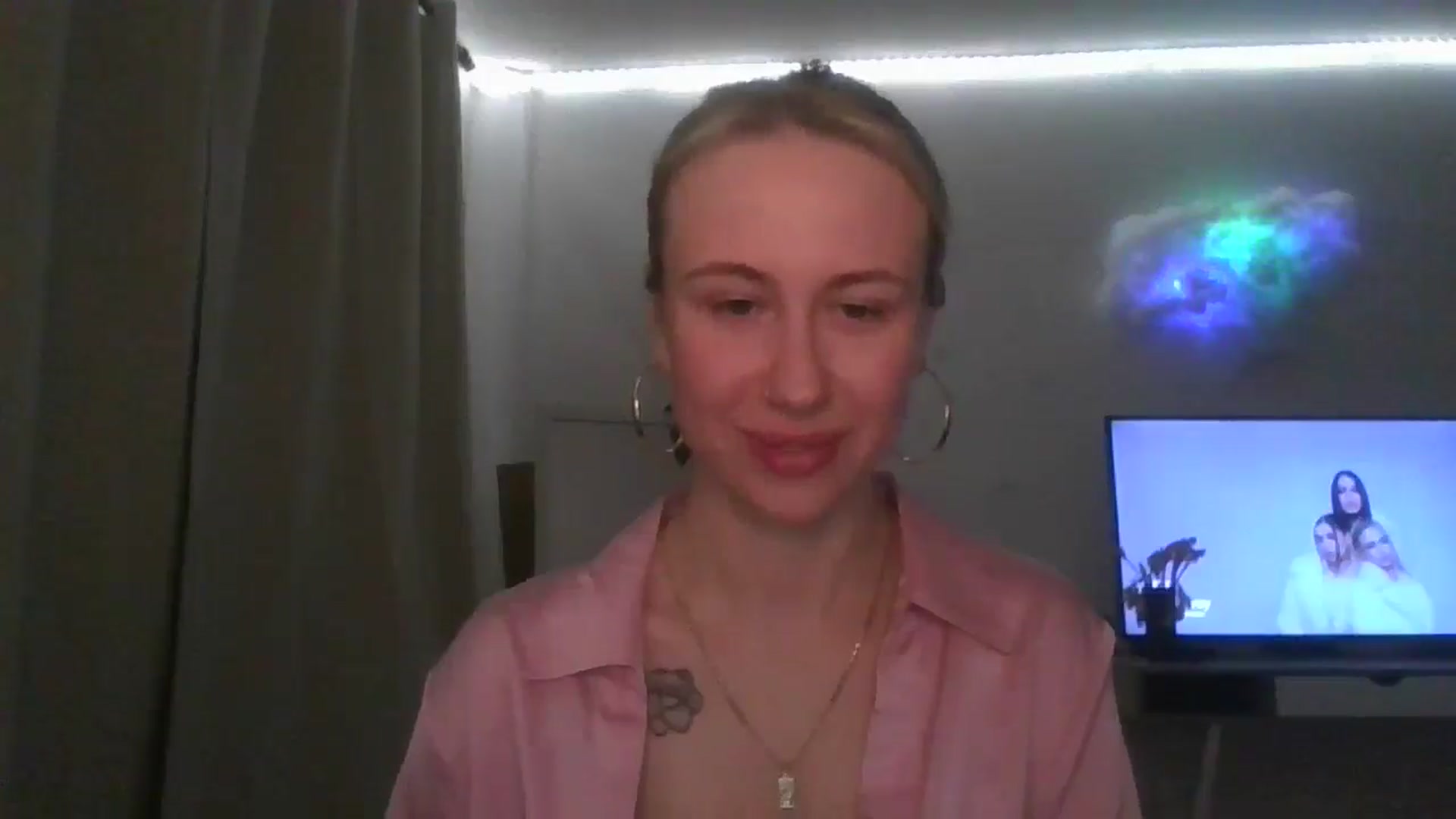 Gallery image thumbnail from Marmelade's myfreecams stream on, 03/21/2026, 22:47 image 17 of 20