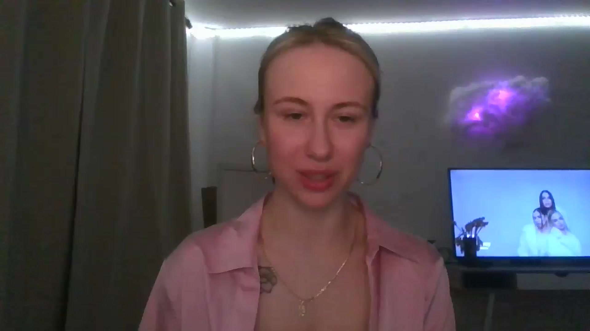 Gallery image thumbnail from Marmelade's myfreecams stream on, 03/21/2026, 22:47 image 6 of 20