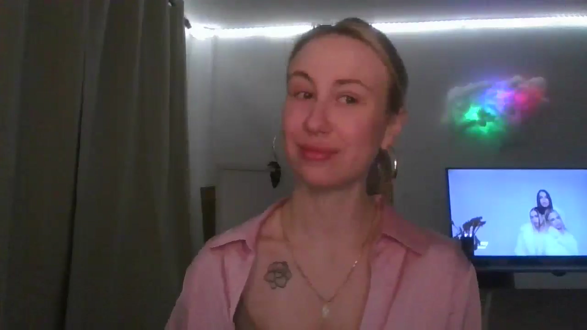 Gallery image thumbnail from Marmelade's myfreecams stream on, 03/21/2026, 22:47 image 12 of 20
