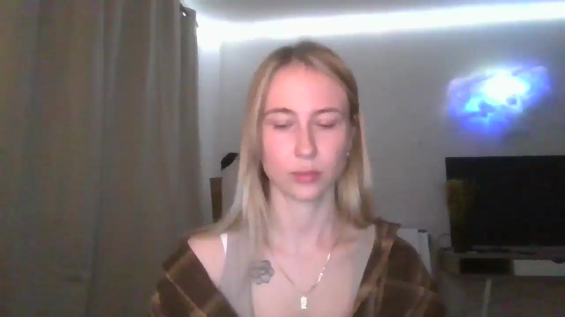 Gallery image thumbnail from Marmelade's myfreecams stream on, 04/07/2026, 22:15 image 20 of 20