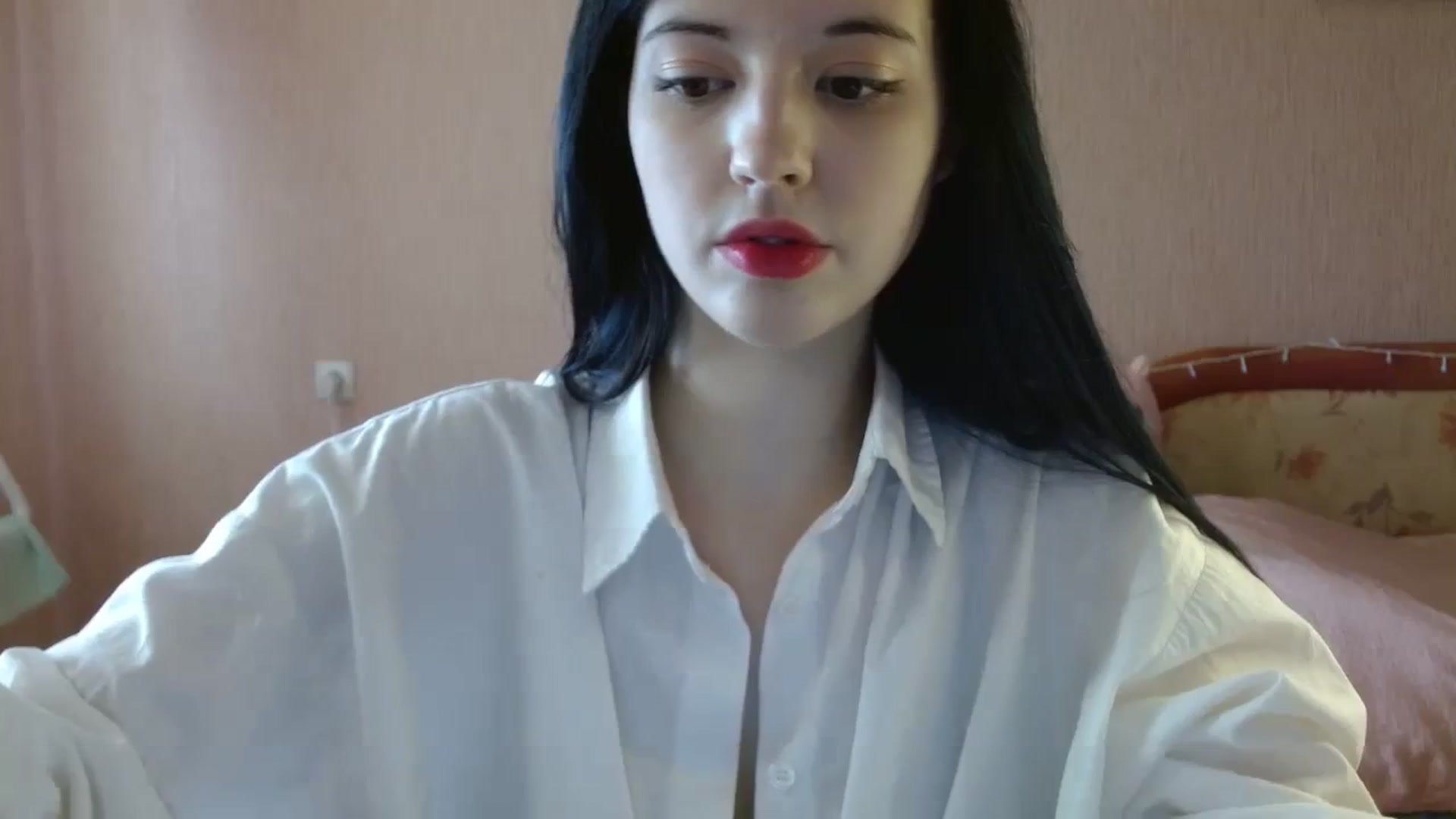 Gallery image thumbnail from MarrissaNeill's myfreecams stream on, 01/16/2024, 13:18 image 16 of 20