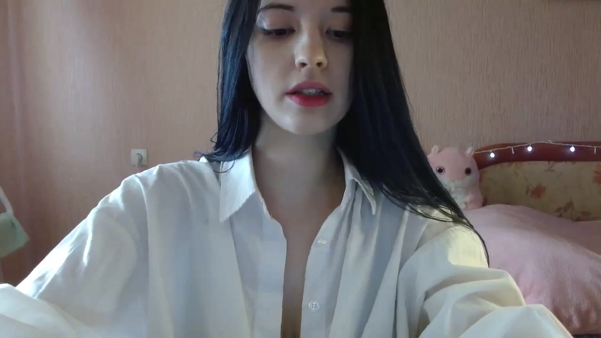 Gallery image thumbnail from MarrissaNeill's myfreecams stream on, 01/16/2024, 13:18 image 10 of 20