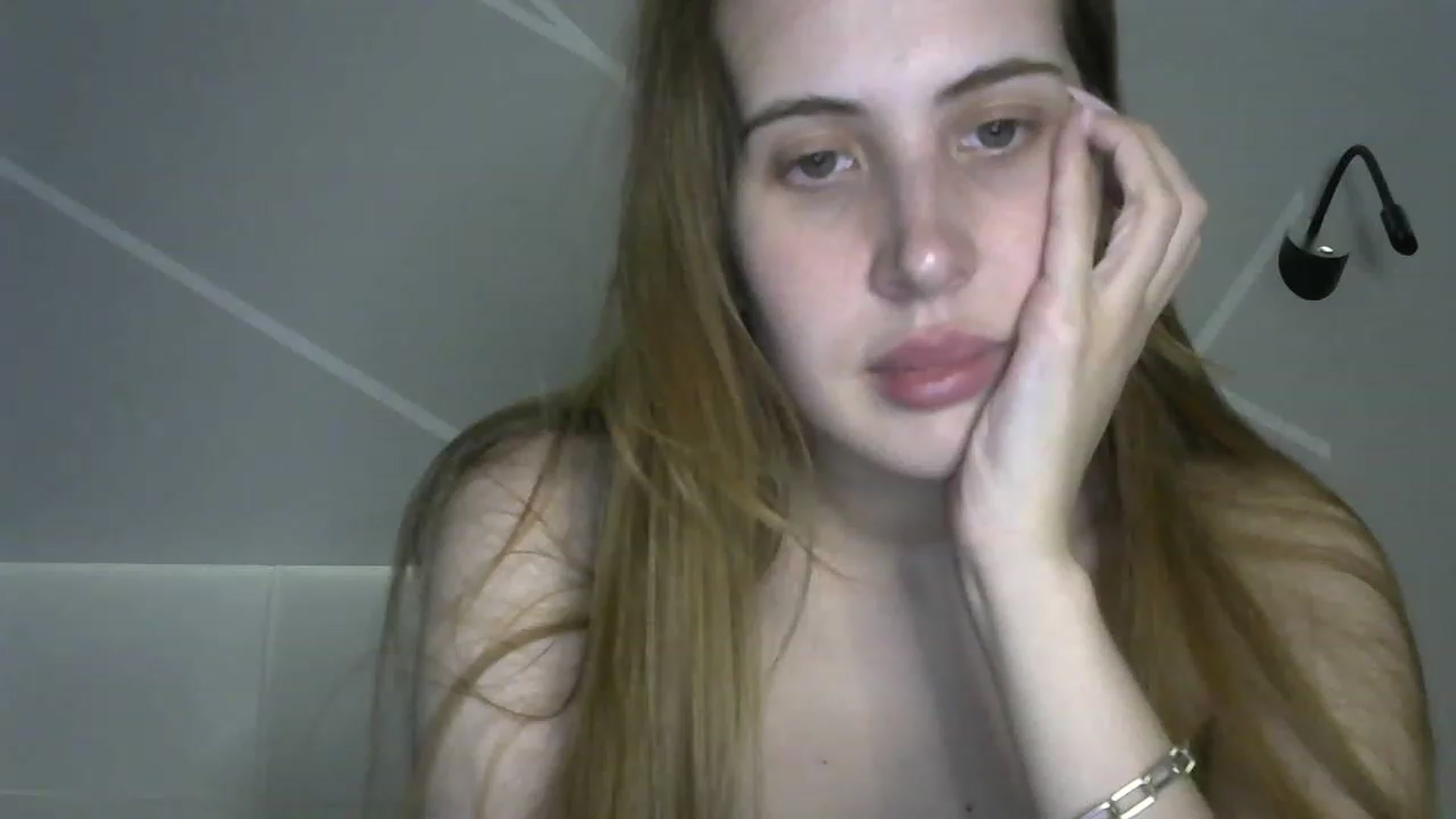 Gallery image thumbnail from MarryCox's myfreecams stream on, 11/21/2022, 14:50 image 12 of 20