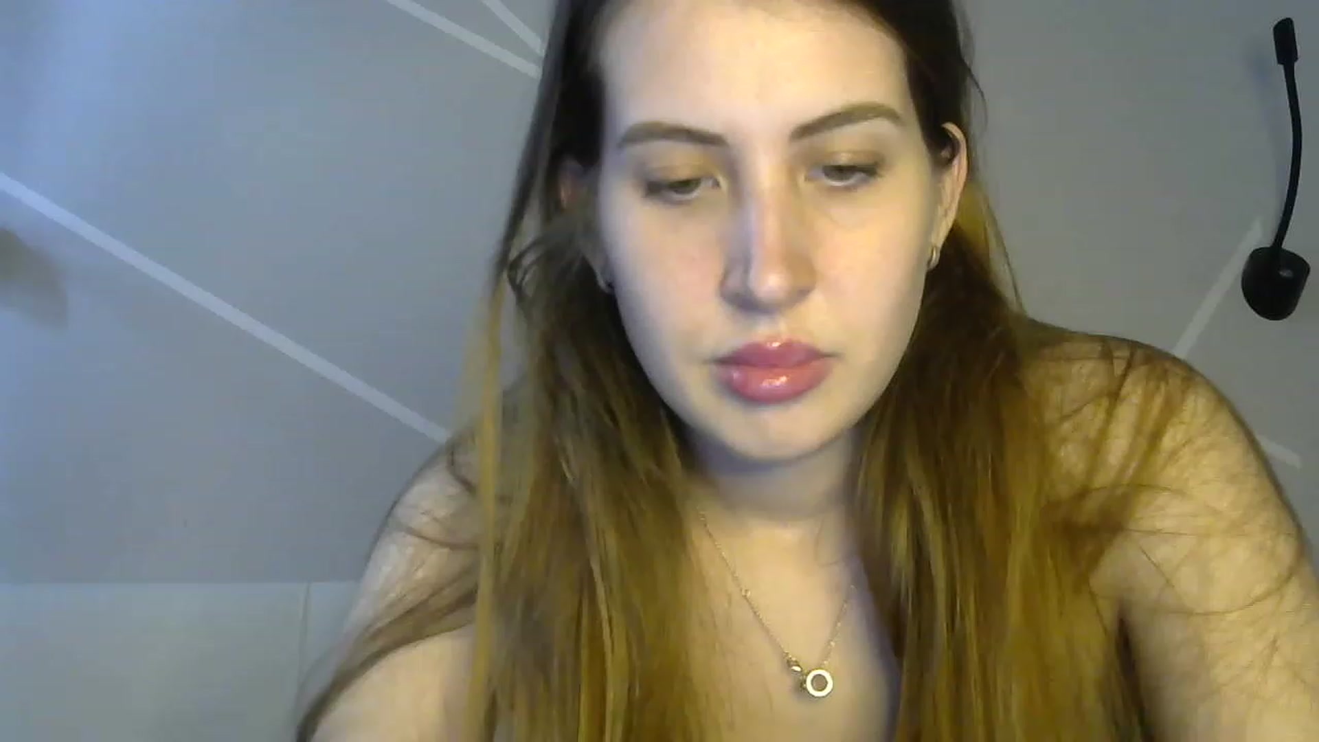 Gallery image thumbnail from MarryCox's myfreecams stream on, 01/03/2023, 12:27 image 16 of 20