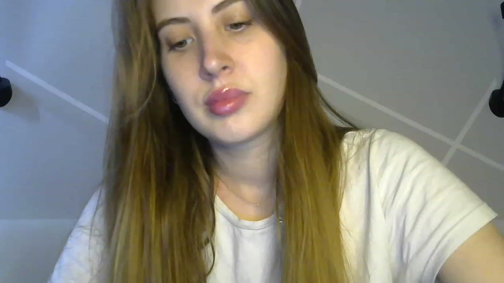 Gallery image thumbnail from MarryCox's myfreecams stream on, 01/03/2023, 12:27 image 4 of 20
