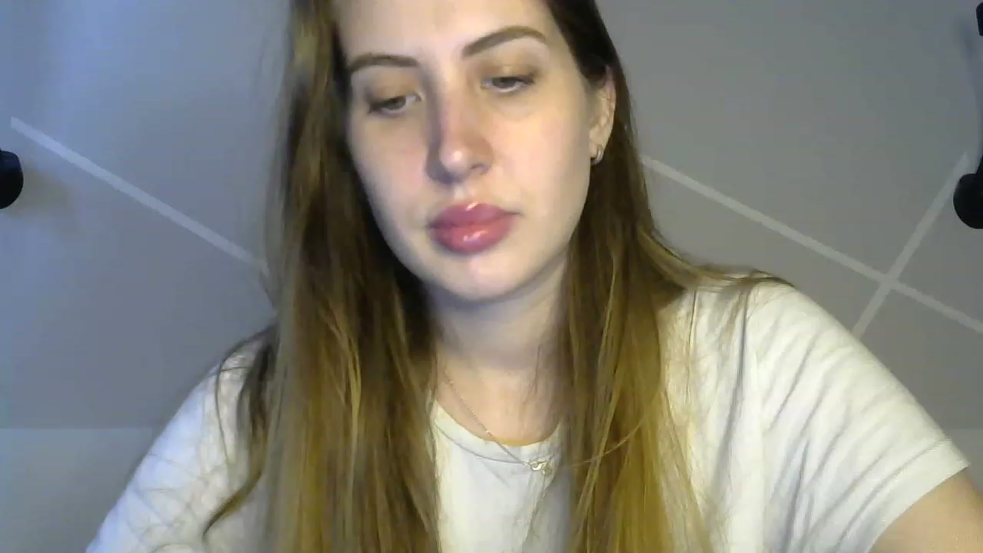 Gallery image thumbnail from MarryCox's myfreecams stream on, 01/03/2023, 12:27 image 7 of 20