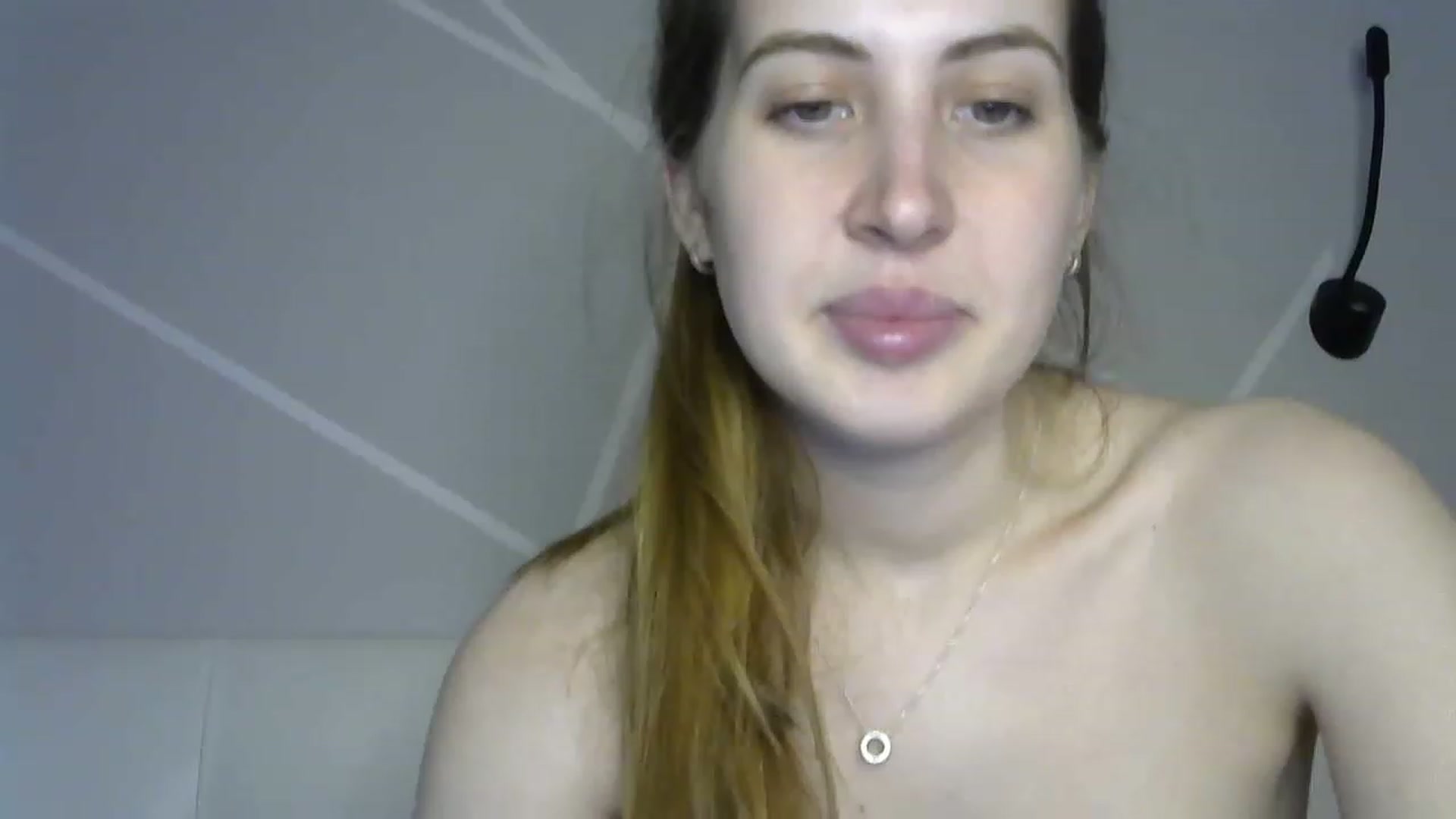 Gallery image thumbnail from MarryCox's myfreecams stream on, 01/17/2023, 12:38 image 8 of 20