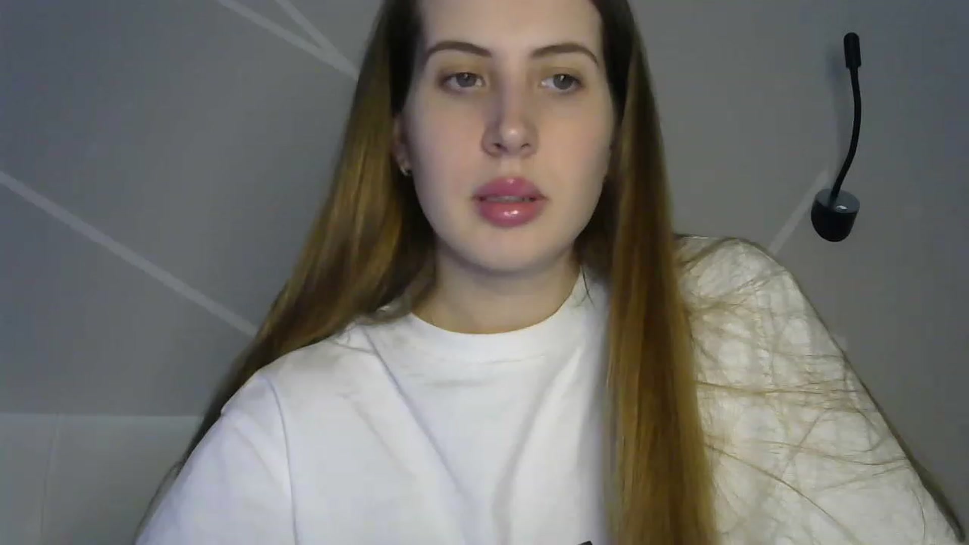 Gallery image thumbnail from MarryCox's myfreecams stream on, 02/06/2023, 14:25 image 19 of 20