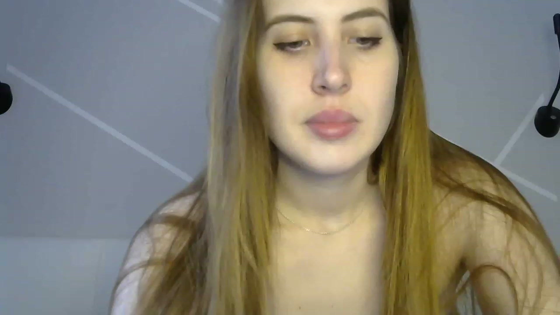 Gallery image thumbnail from MarryCox's myfreecams stream on, 02/10/2023, 11:54 image 10 of 20