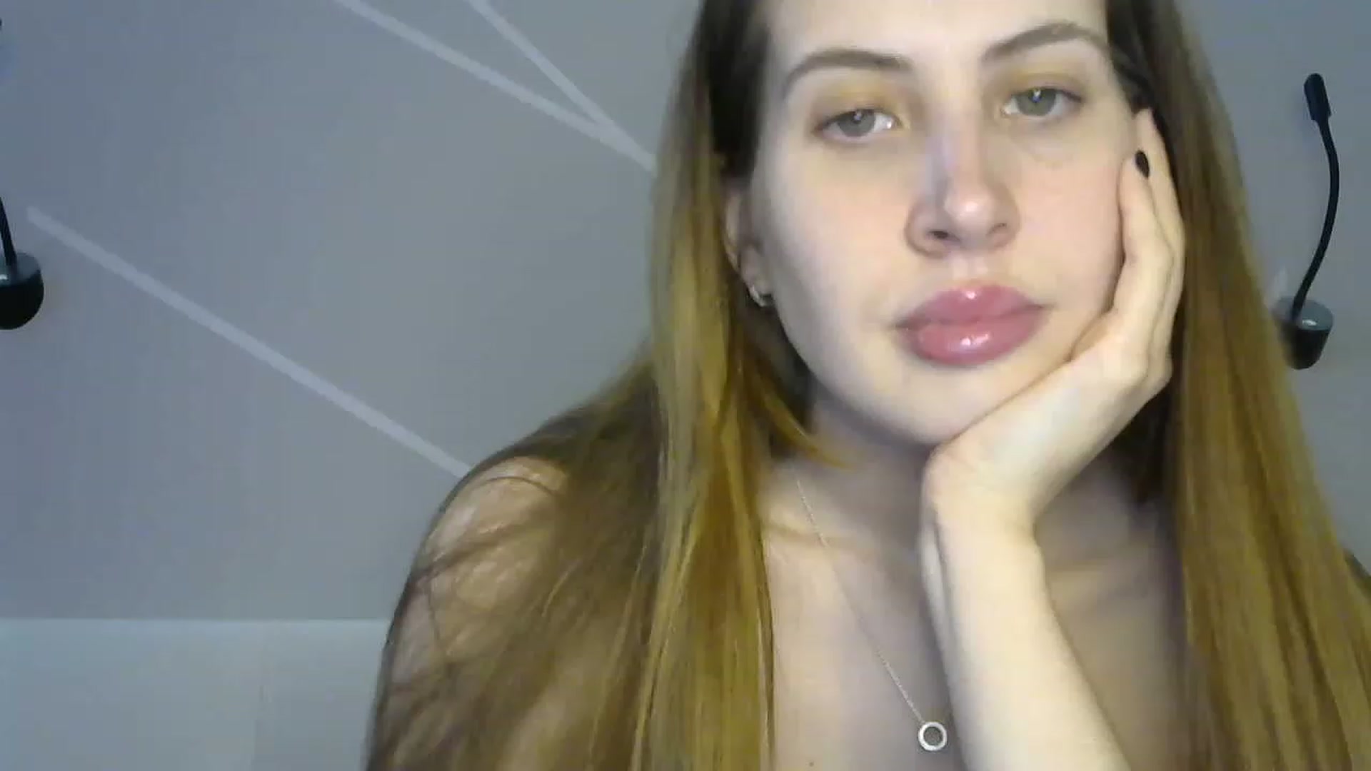 Gallery image thumbnail from MarryCox's myfreecams stream on, 02/24/2023, 13:15 image 17 of 20