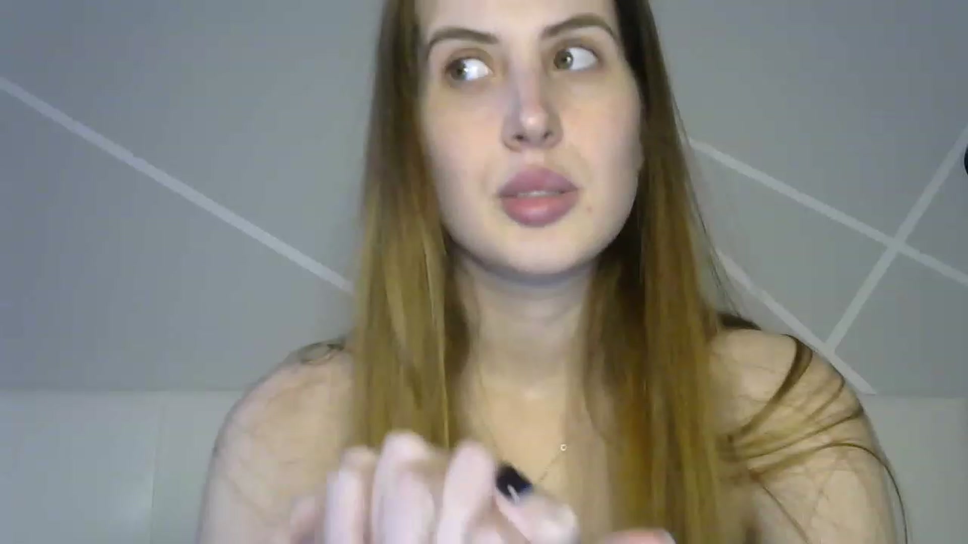 Gallery image thumbnail from MarryCox's myfreecams stream on, 03/07/2023, 14:33 image 15 of 20
