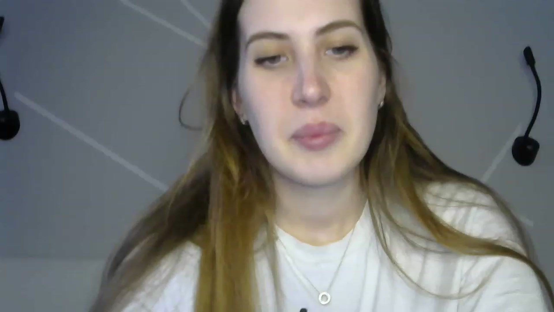 Gallery image thumbnail from MarryCox's myfreecams stream on, 03/13/2023, 13:19 image 14 of 20