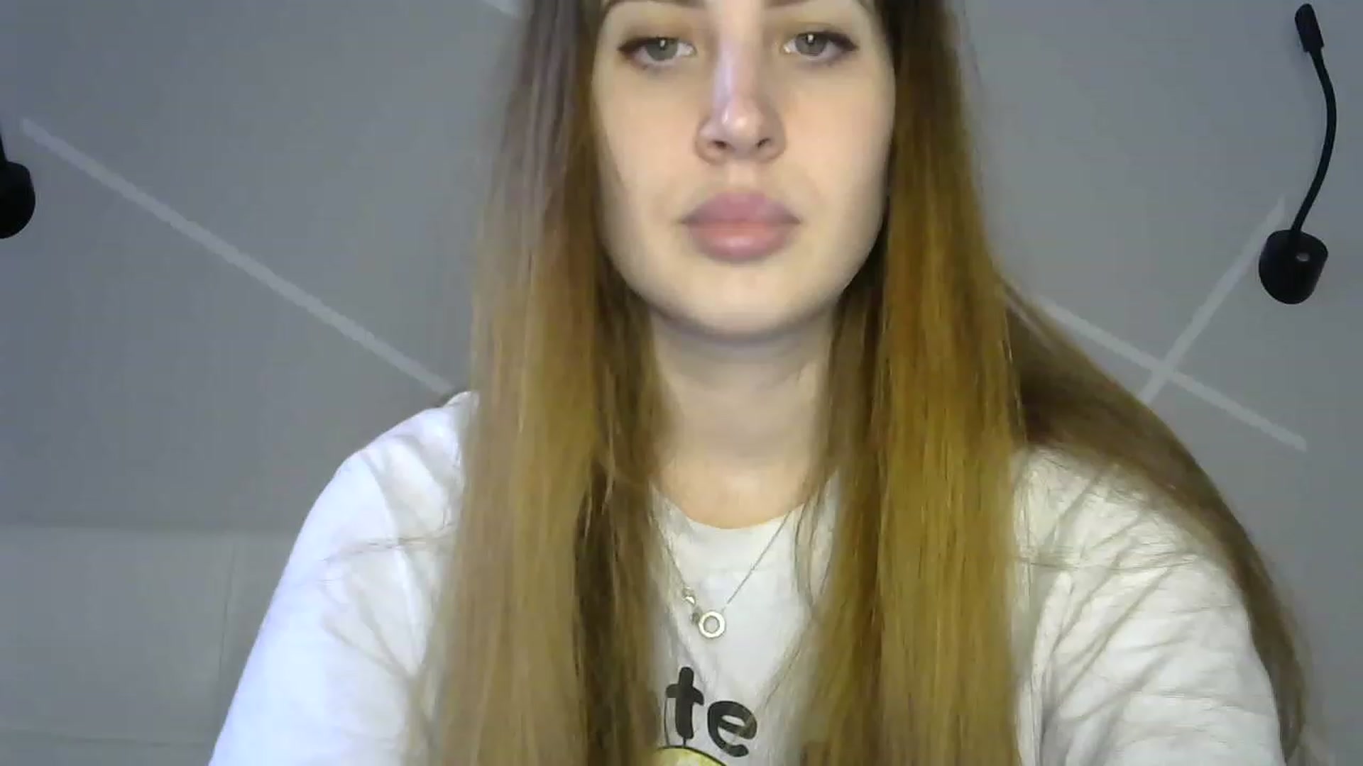 Gallery image thumbnail from MarryCox's myfreecams stream on, 03/13/2023, 13:19 image 2 of 20