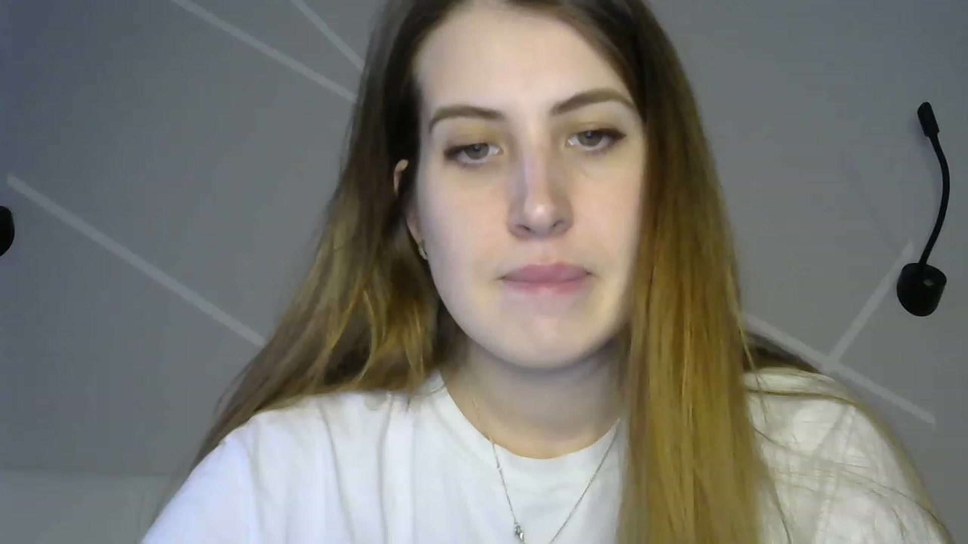 Gallery image thumbnail from MarryCox's myfreecams stream on, 03/13/2023, 14:12 image 1 of 20