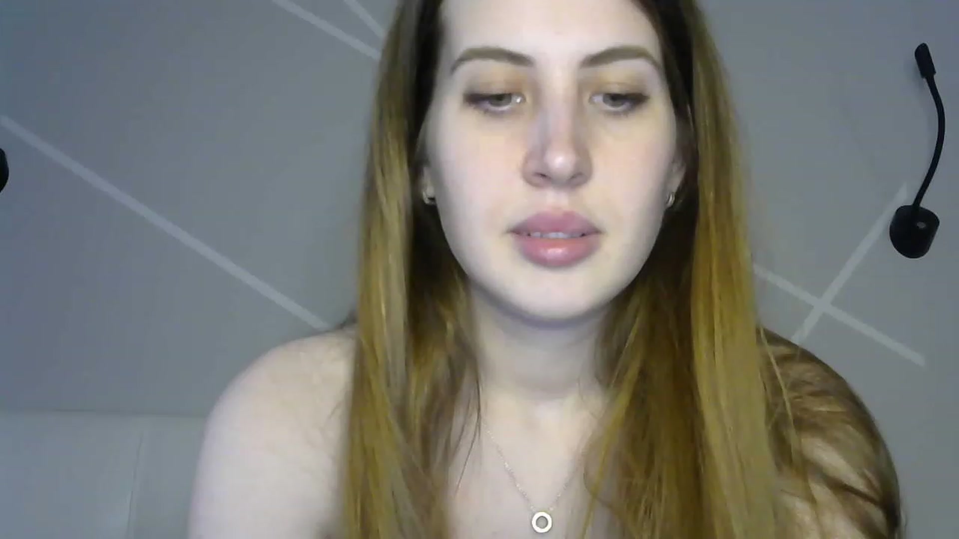 Gallery image thumbnail from MarryCox's myfreecams stream on, 03/13/2023, 14:12 image 17 of 20