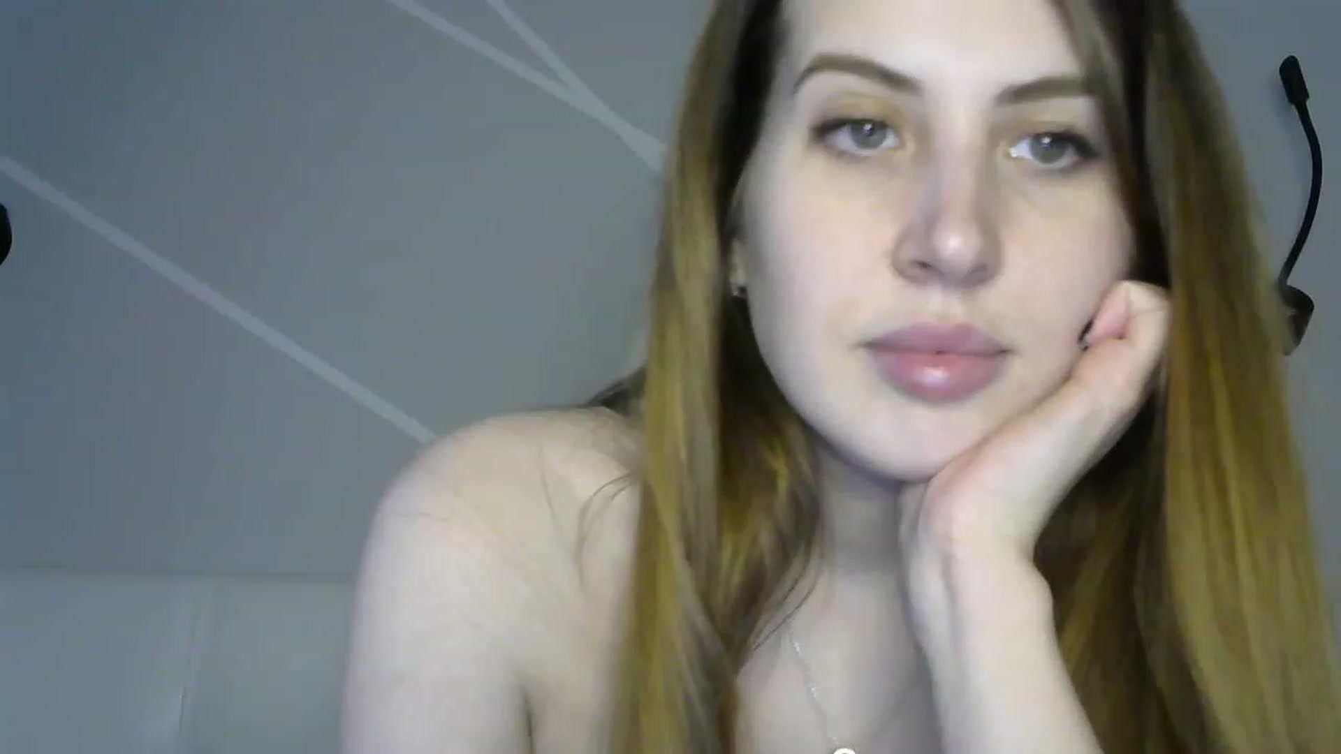 Gallery image thumbnail from MarryCox's myfreecams stream on, 03/13/2023, 14:12 image 16 of 20