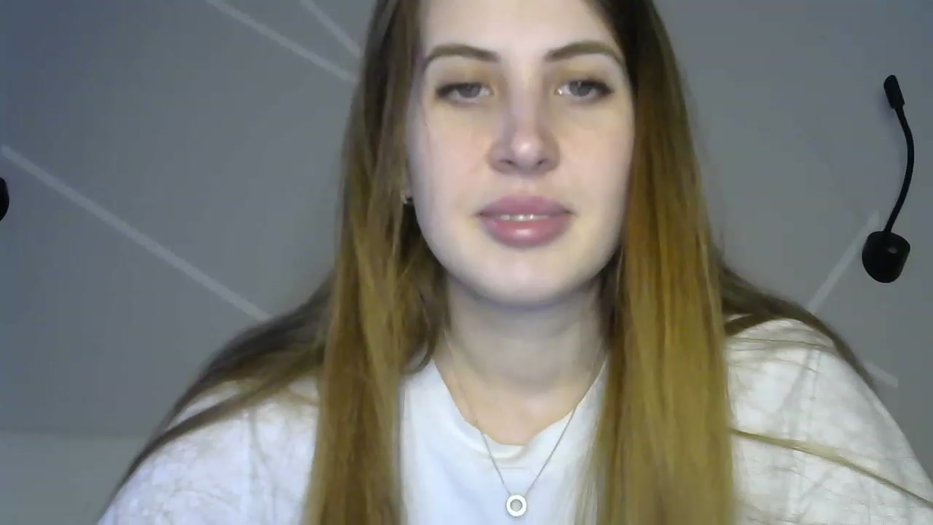 Gallery image thumbnail from MarryCox's myfreecams stream on, 03/13/2023, 14:12 image 7 of 20