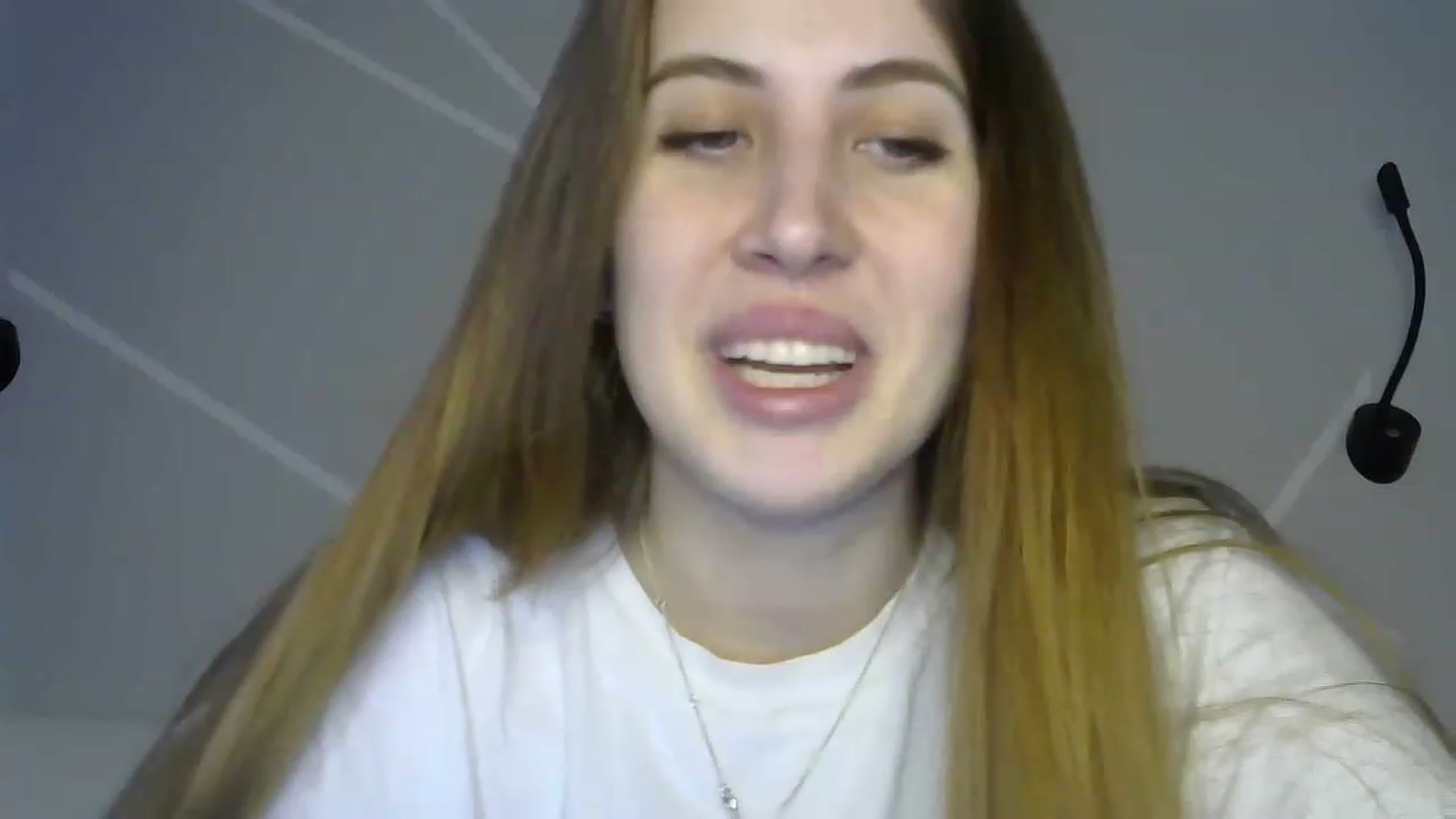 Gallery image thumbnail from MarryCox's myfreecams stream on, 03/13/2023, 14:12 image 2 of 20