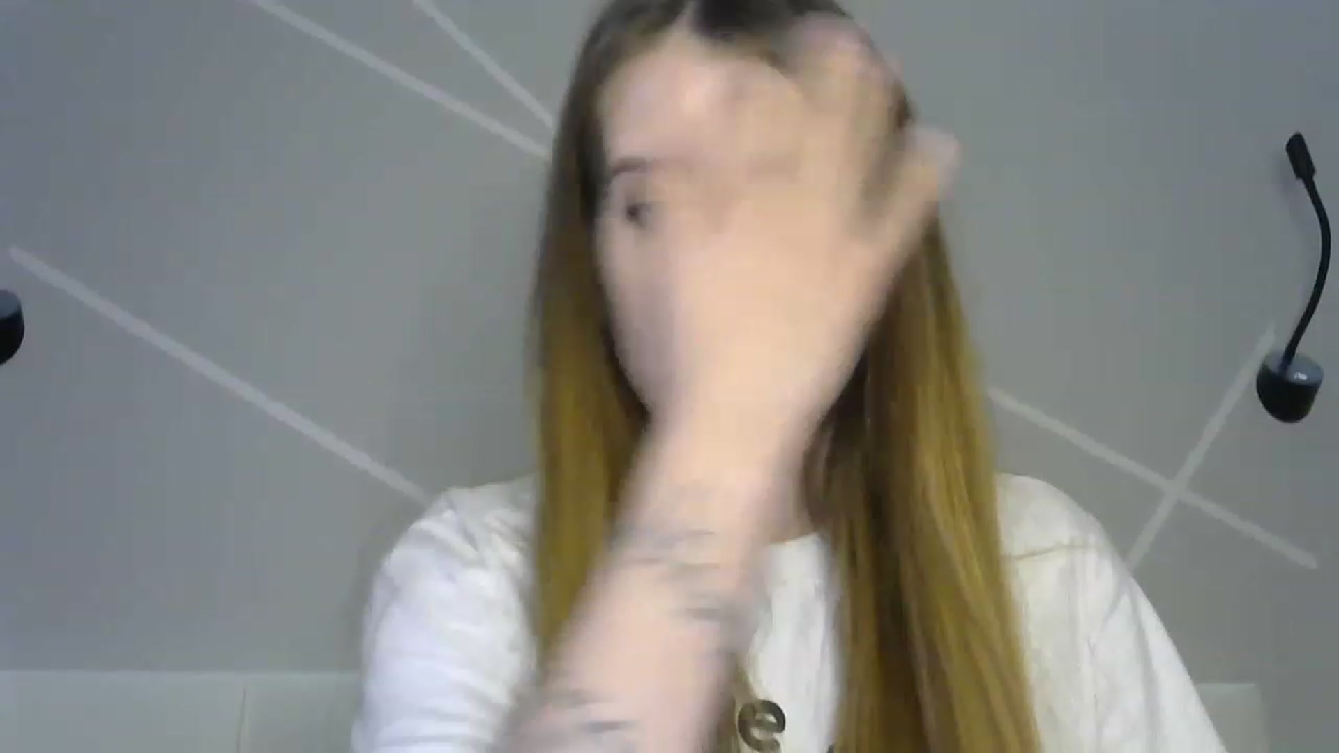 Gallery image thumbnail from MarryCox's myfreecams stream on, 03/14/2023, 12:44 image 9 of 20