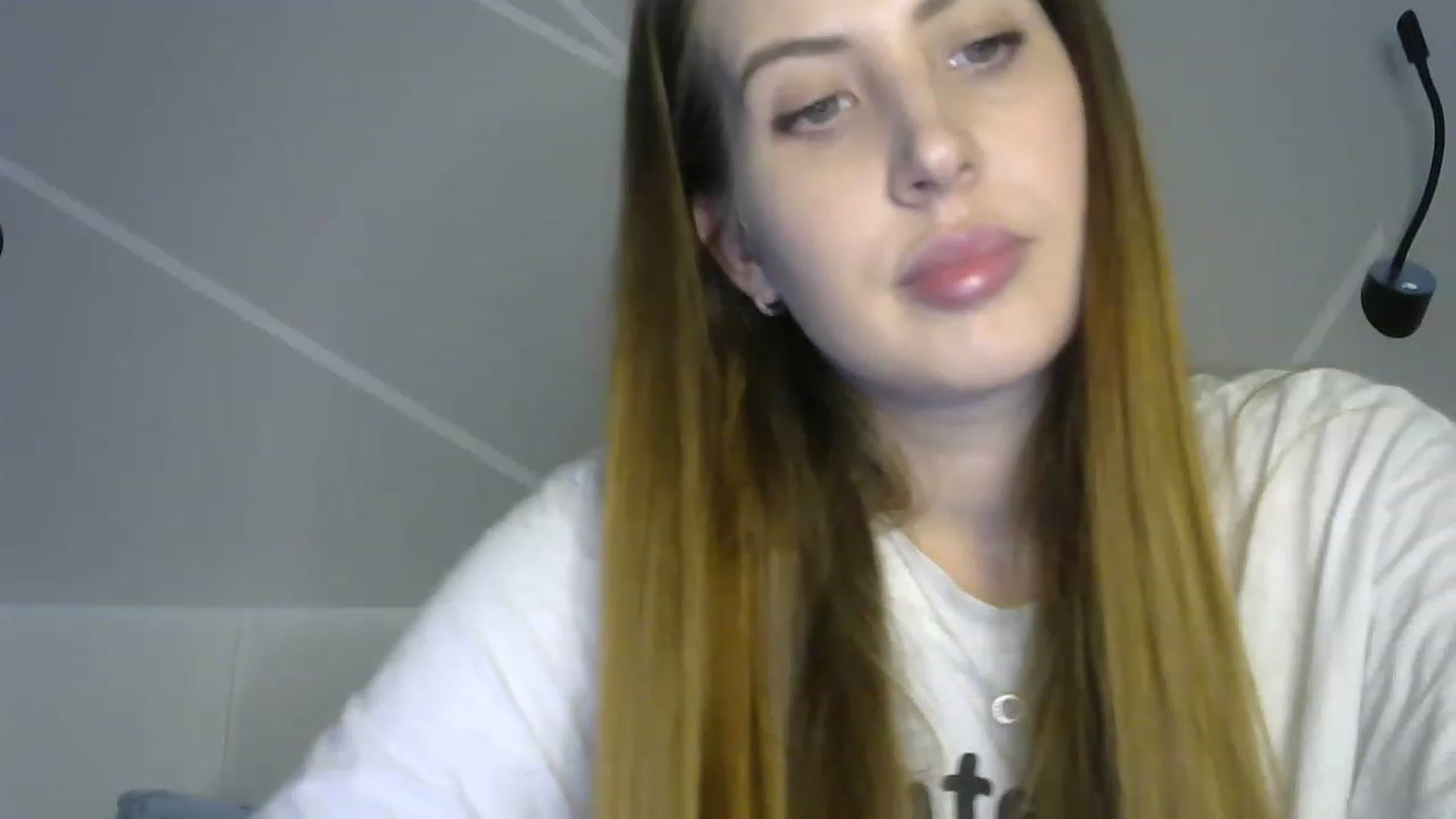 Gallery image thumbnail from MarryCox's myfreecams stream on, 03/16/2023, 13:55 image 8 of 20