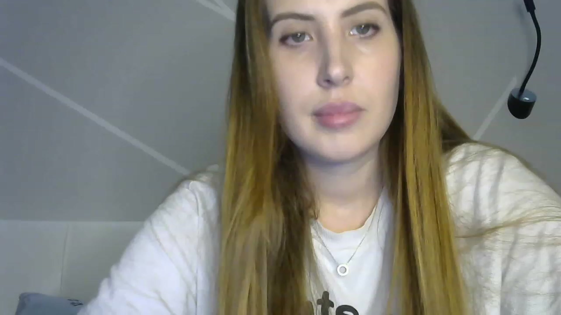 Gallery image thumbnail from MarryCox's myfreecams stream on, 03/16/2023, 13:55 image 16 of 20