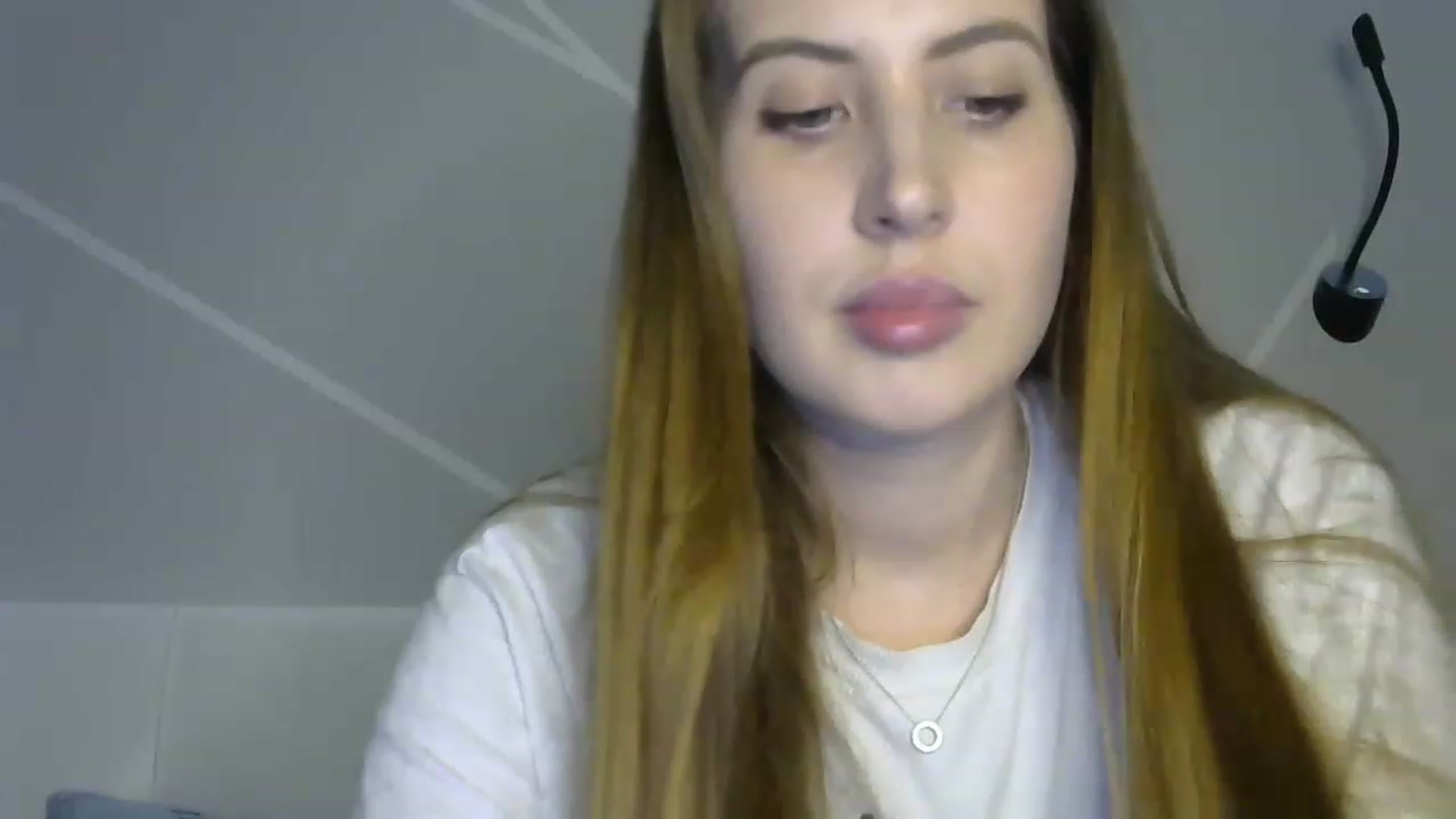 Gallery image thumbnail from MarryCox's myfreecams stream on, 03/16/2023, 13:55 image 11 of 20