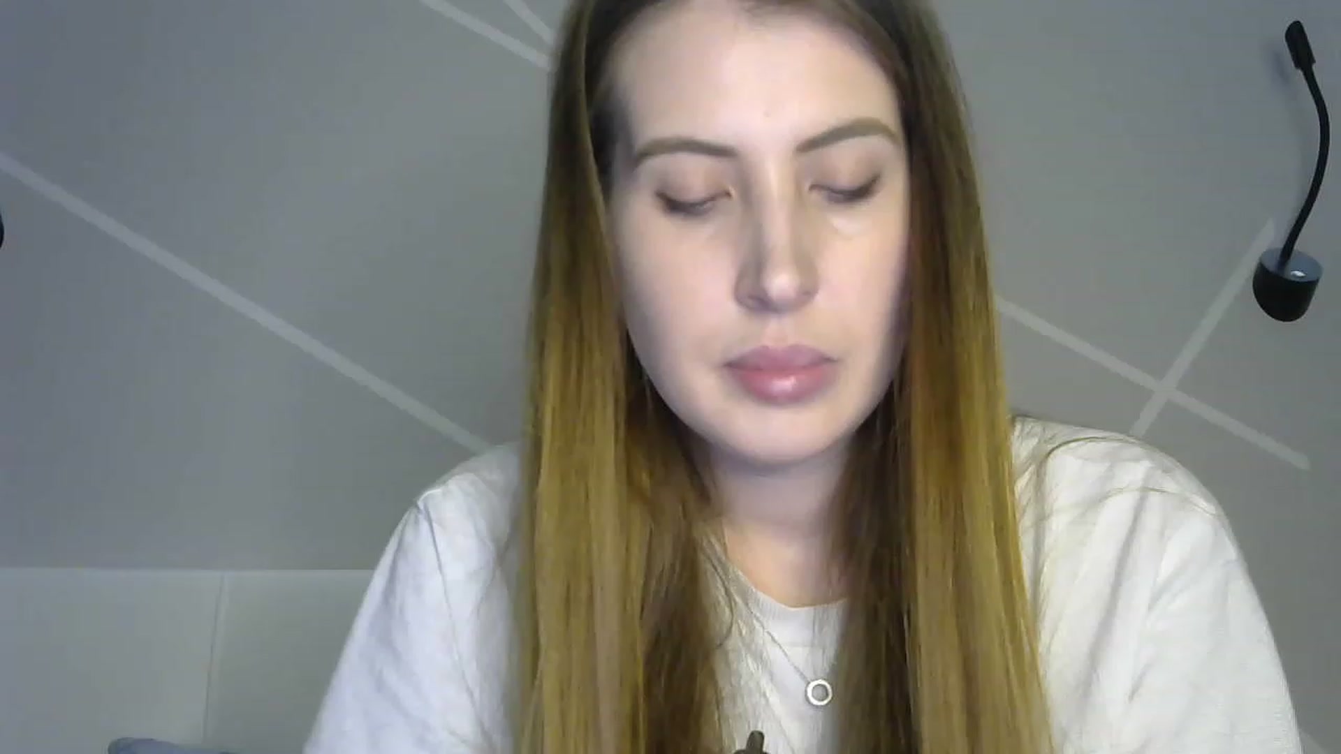 Gallery image thumbnail from MarryCox's myfreecams stream on, 03/16/2023, 13:55 image 4 of 20