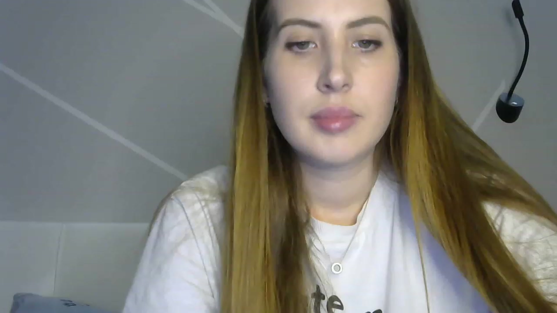 Gallery image thumbnail from MarryCox's myfreecams stream on, 03/16/2023, 13:55 image 19 of 20