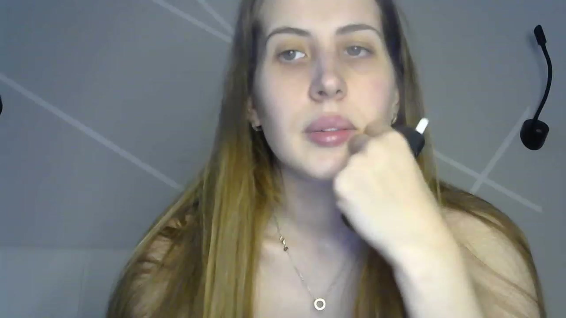 Gallery image thumbnail from MarryCox's myfreecams stream on, 03/18/2023, 12:35 image 18 of 20