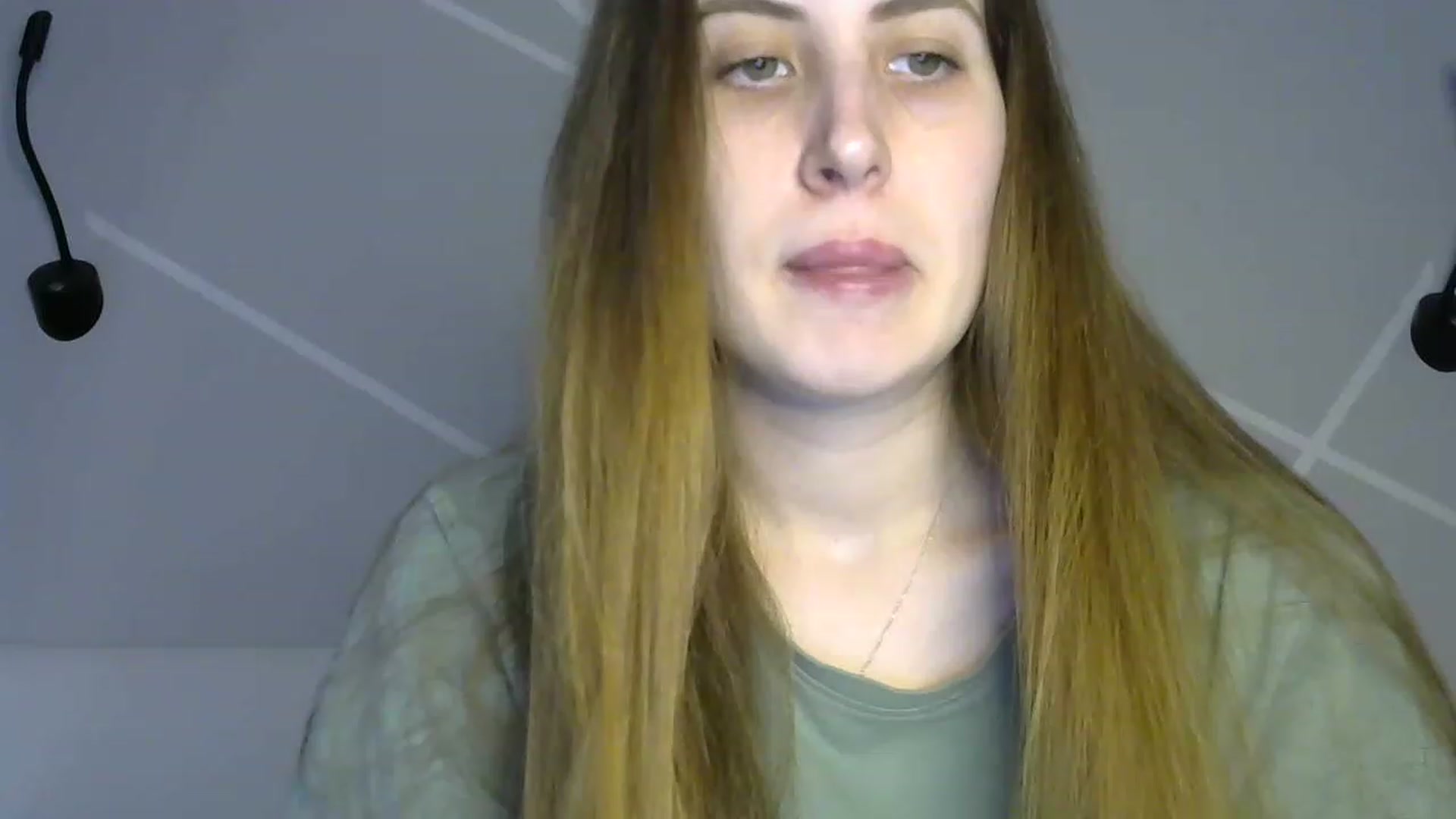 Gallery image thumbnail from MarryCox's myfreecams stream on, 03/22/2023, 12:30 image 4 of 20