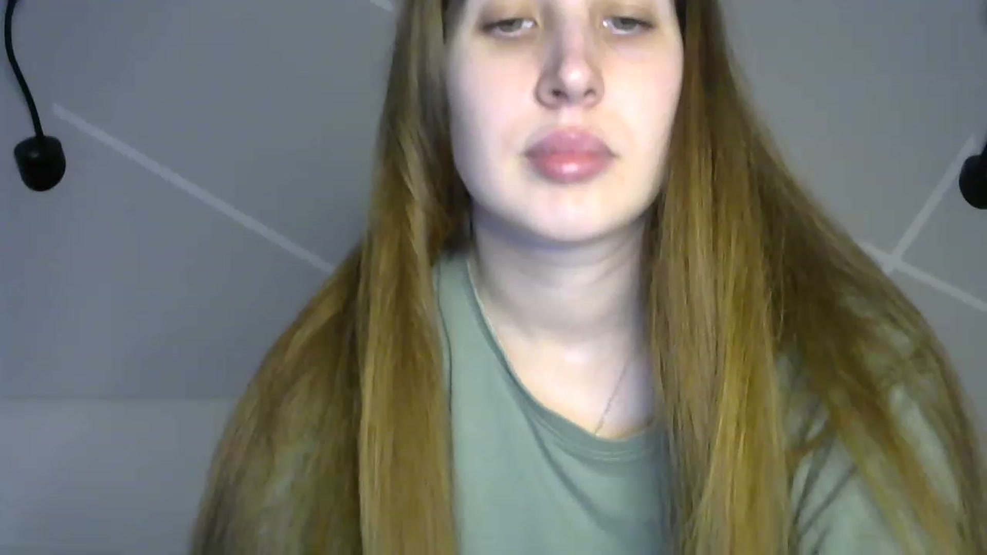 Gallery image thumbnail from MarryCox's myfreecams stream on, 03/22/2023, 12:30 image 13 of 20