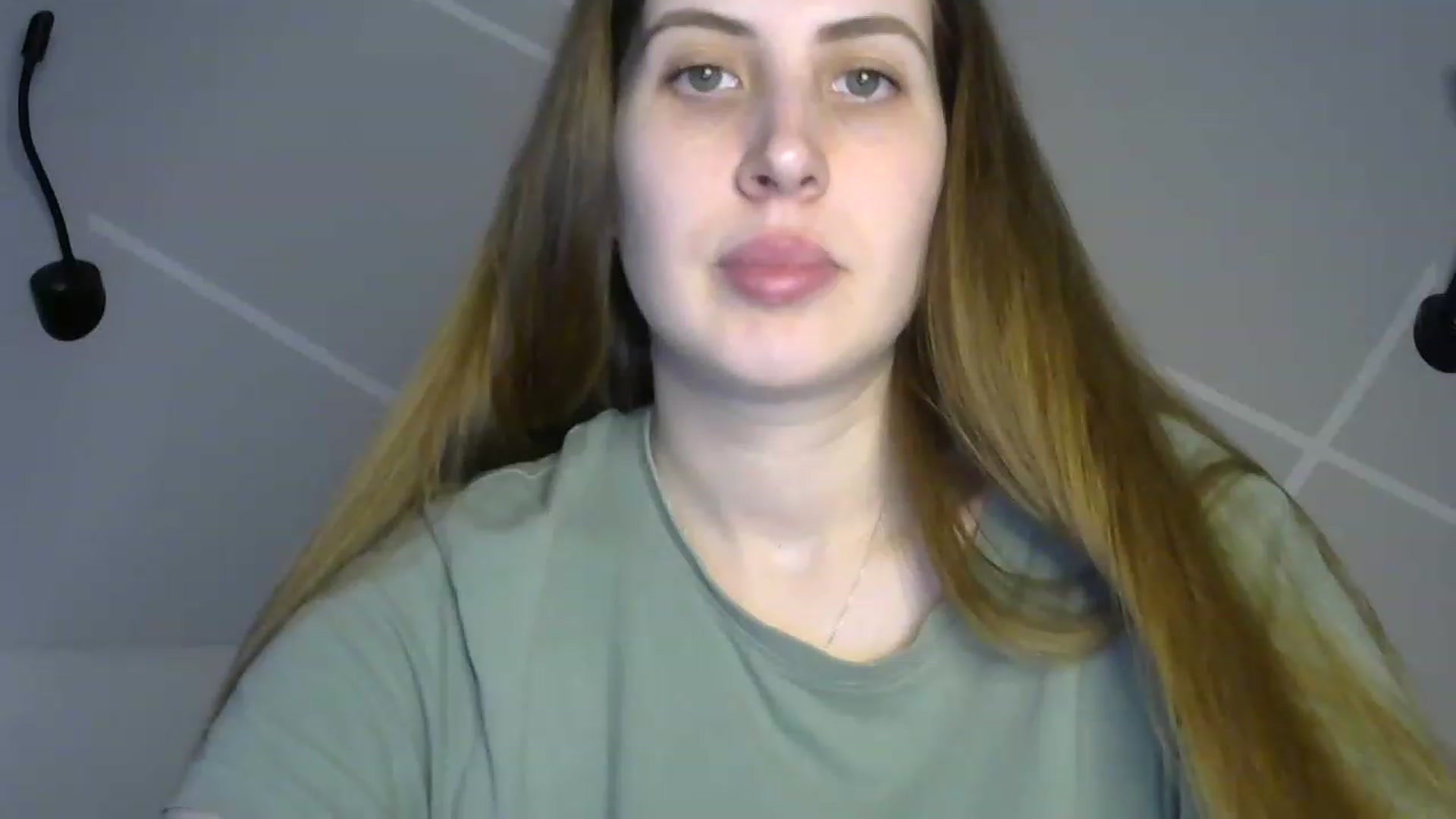 Gallery image thumbnail from MarryCox's myfreecams stream on, 03/22/2023, 12:30 image 10 of 20