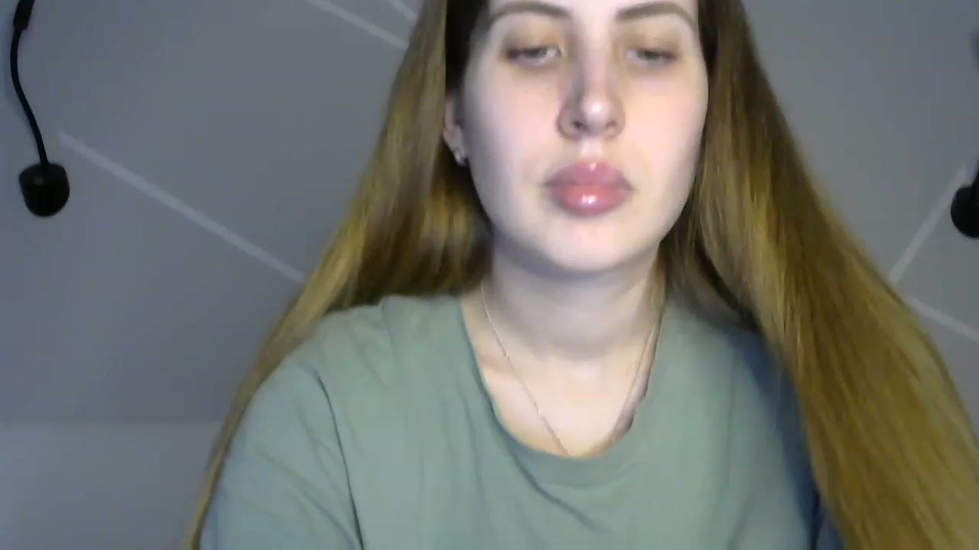 Gallery image thumbnail from MarryCox's myfreecams stream on, 03/22/2023, 12:30 image 19 of 20
