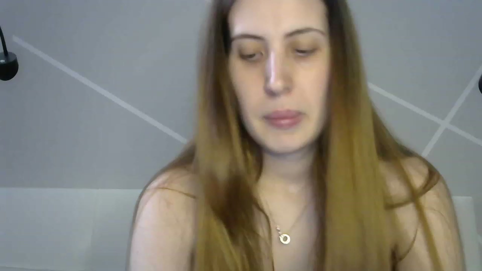 Gallery image thumbnail from MarryCox's myfreecams stream on, 03/25/2023, 11:36 image 17 of 20