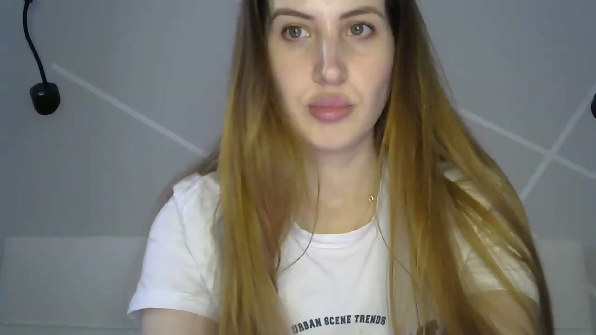 Gallery image thumbnail from MarryCox's myfreecams stream on, 03/27/2023, 11:22 image 13 of 20
