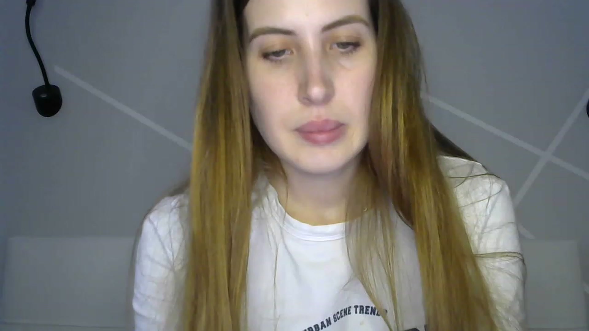 Gallery image thumbnail from MarryCox's myfreecams stream on, 03/27/2023, 11:22 image 19 of 20