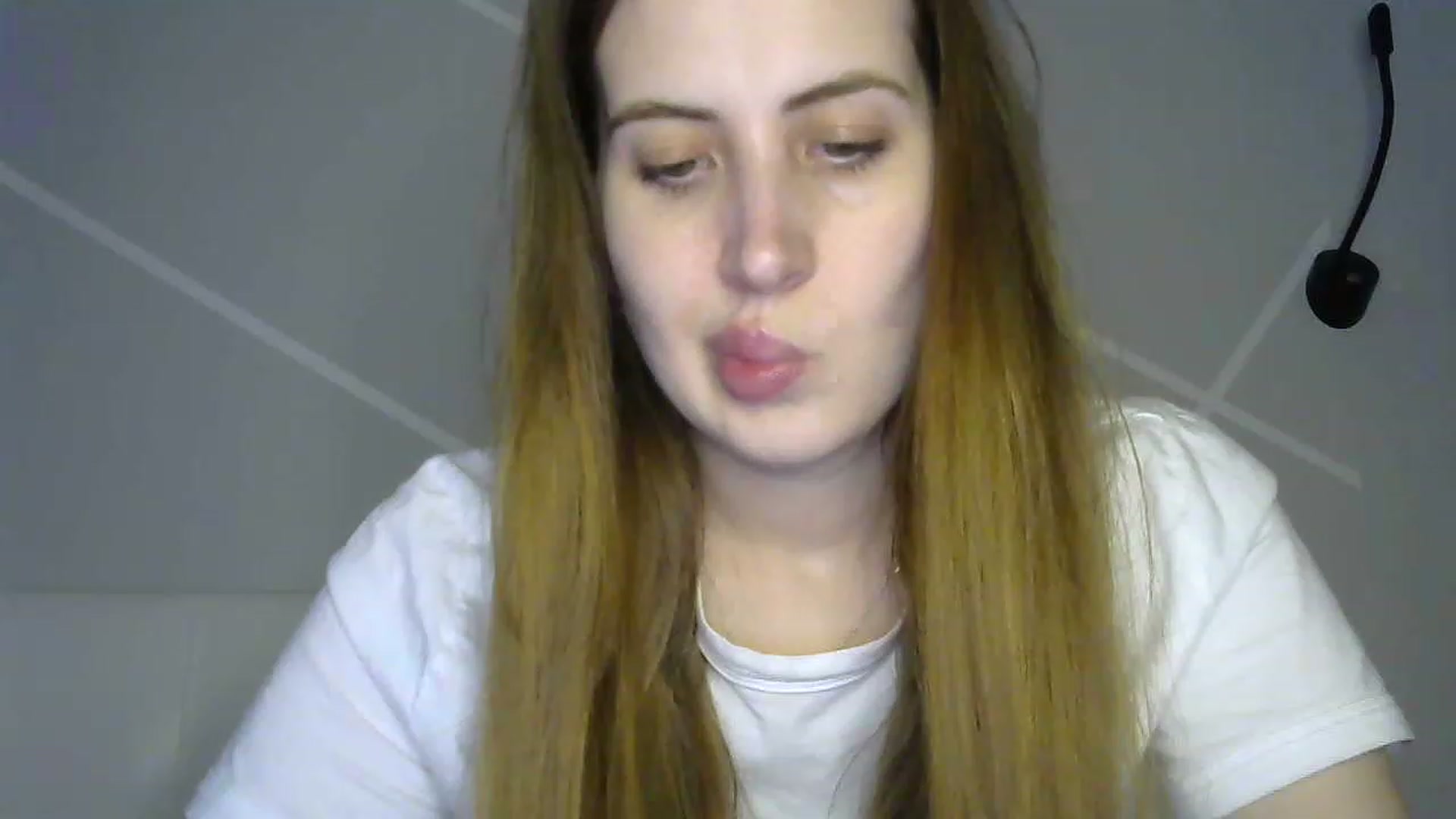 Gallery image thumbnail from MarryCox's myfreecams stream on, 03/27/2023, 13:50 image 9 of 20