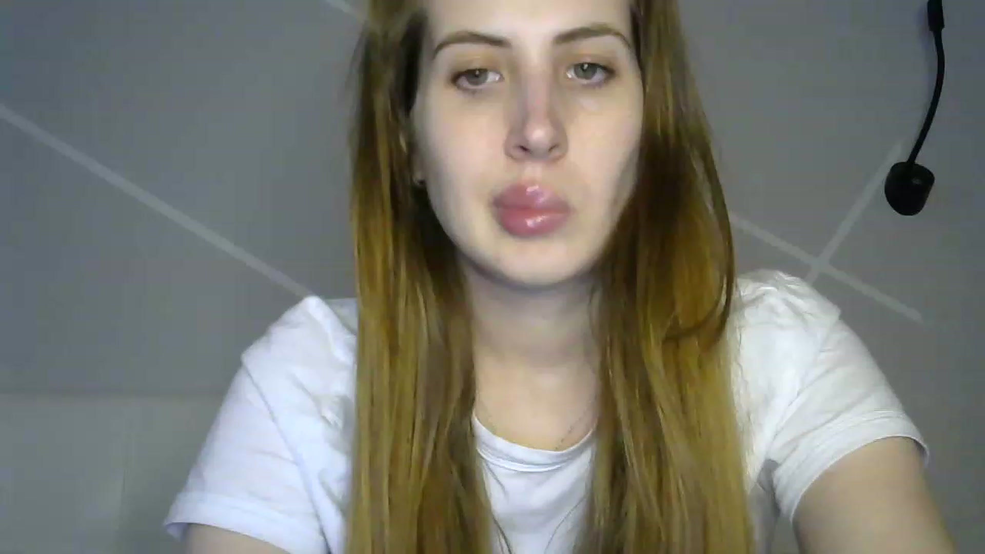Gallery image thumbnail from MarryCox's myfreecams stream on, 03/27/2023, 13:50 image 14 of 20