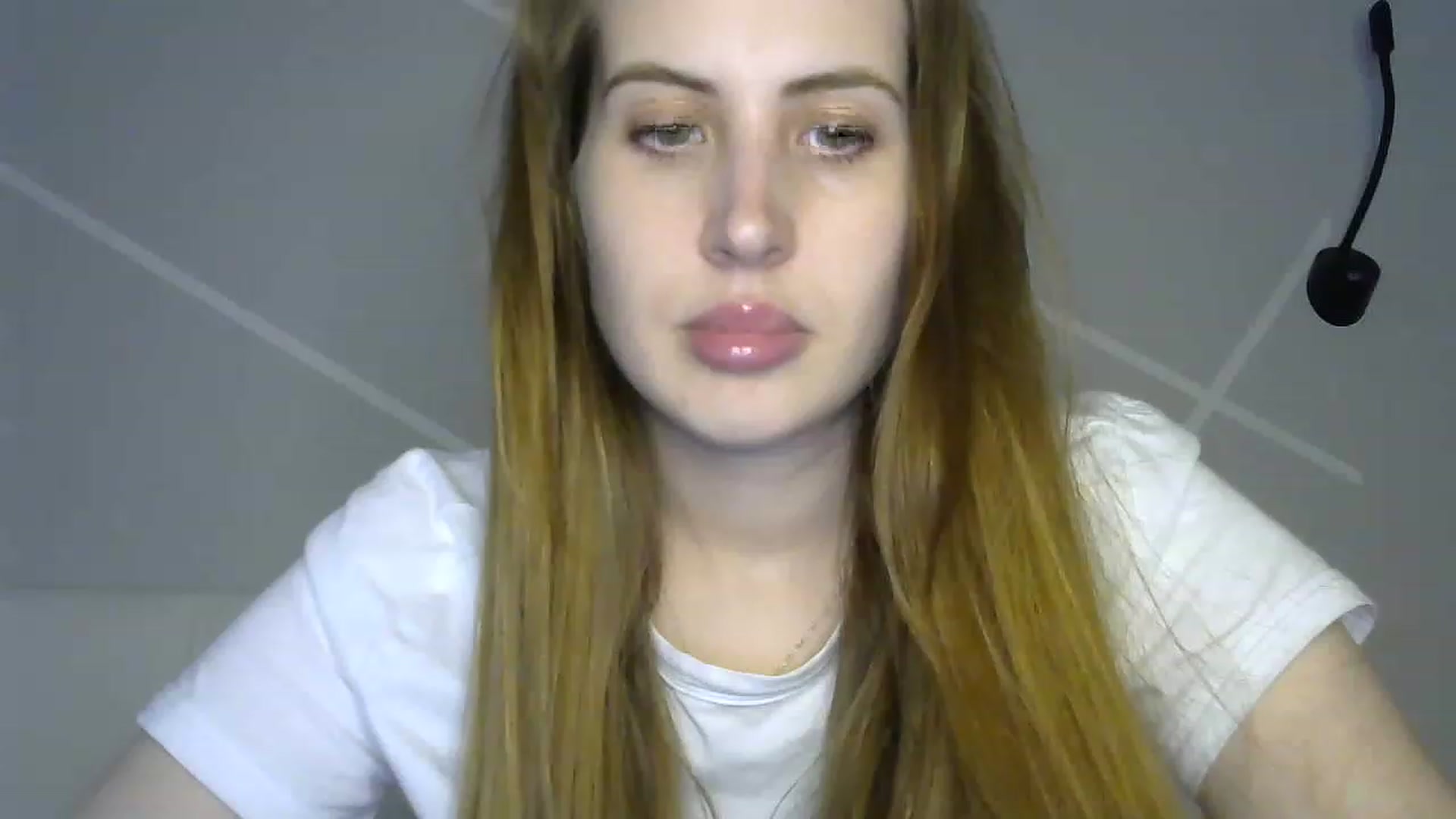 Gallery image thumbnail from MarryCox's myfreecams stream on, 03/27/2023, 13:50 image 15 of 20