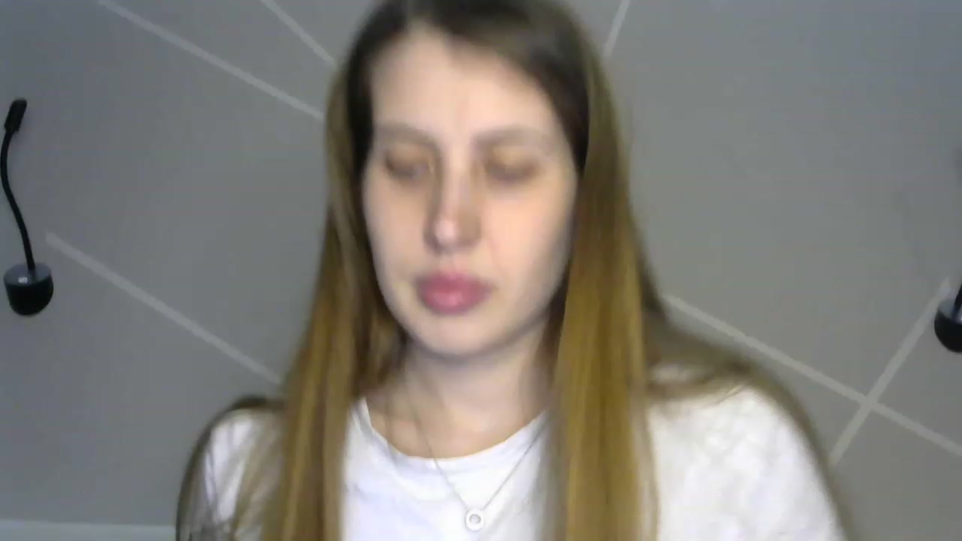Gallery image thumbnail from MarryCox's myfreecams stream on, 03/31/2023, 11:30 image 9 of 20