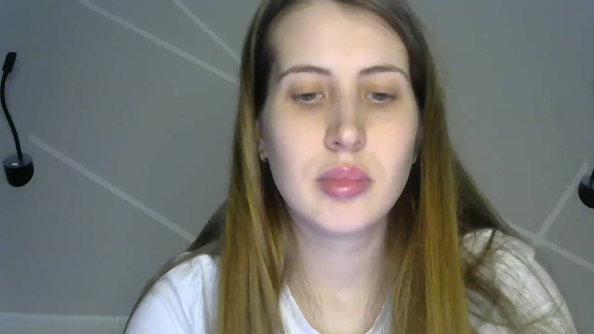 Gallery image thumbnail from MarryCox's myfreecams stream on, 03/31/2023, 11:30 image 18 of 20