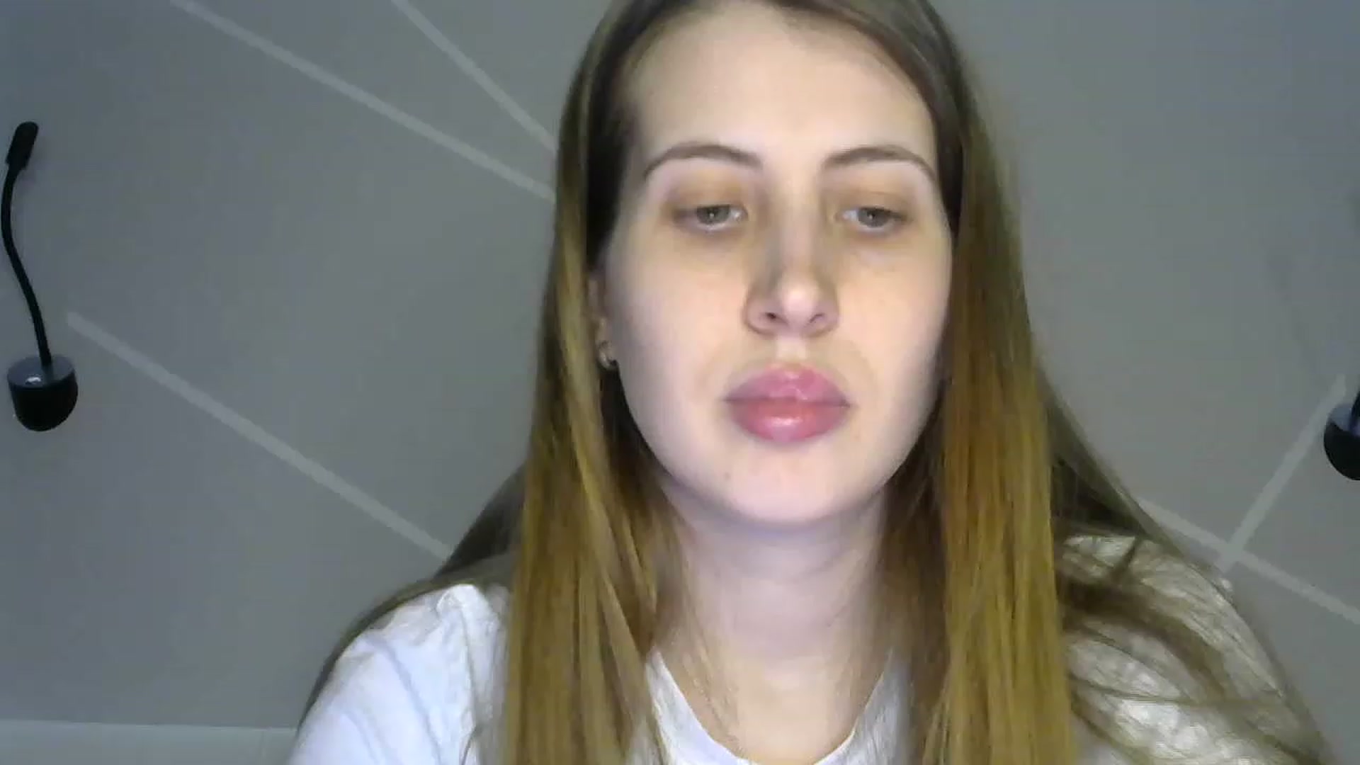 Gallery image thumbnail from MarryCox's myfreecams stream on, 03/31/2023, 11:30 image 16 of 20