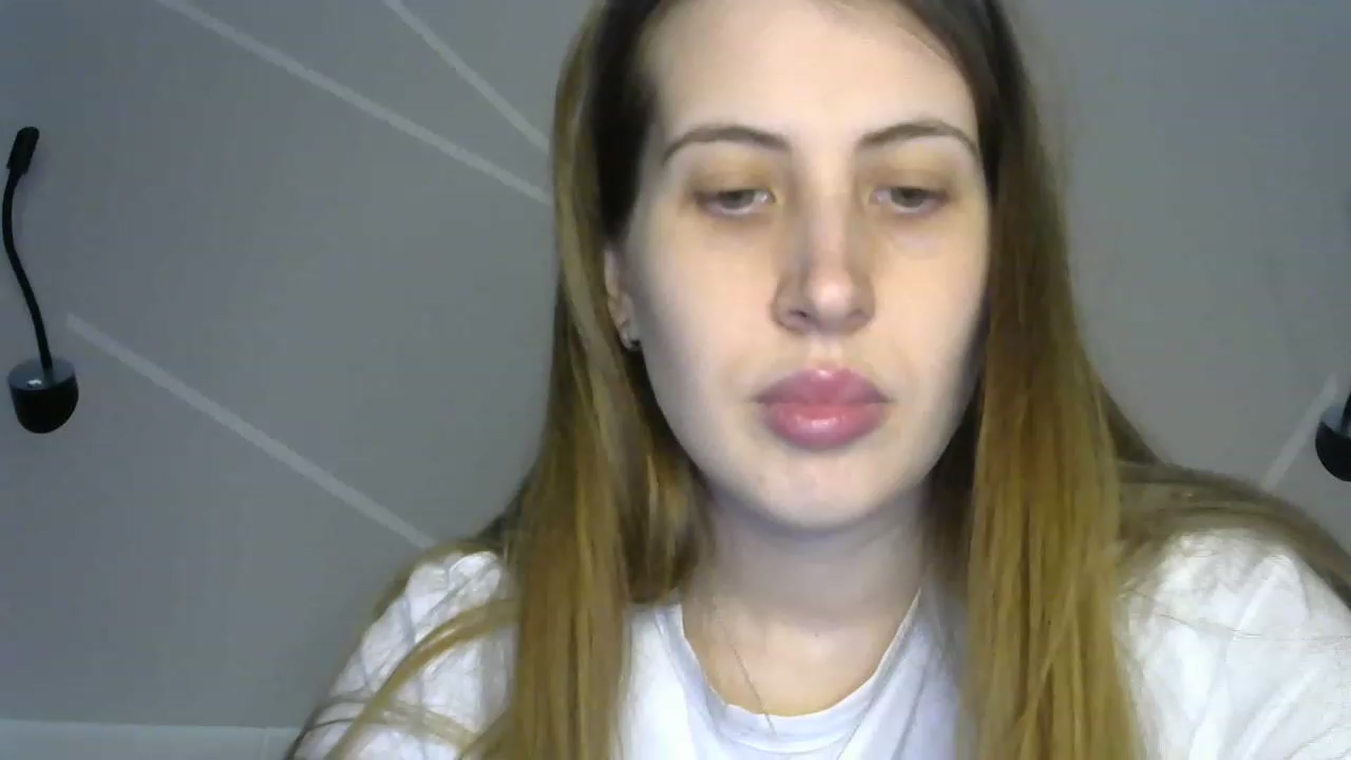 Gallery image thumbnail from MarryCox's myfreecams stream on, 03/31/2023, 11:30 image 8 of 20